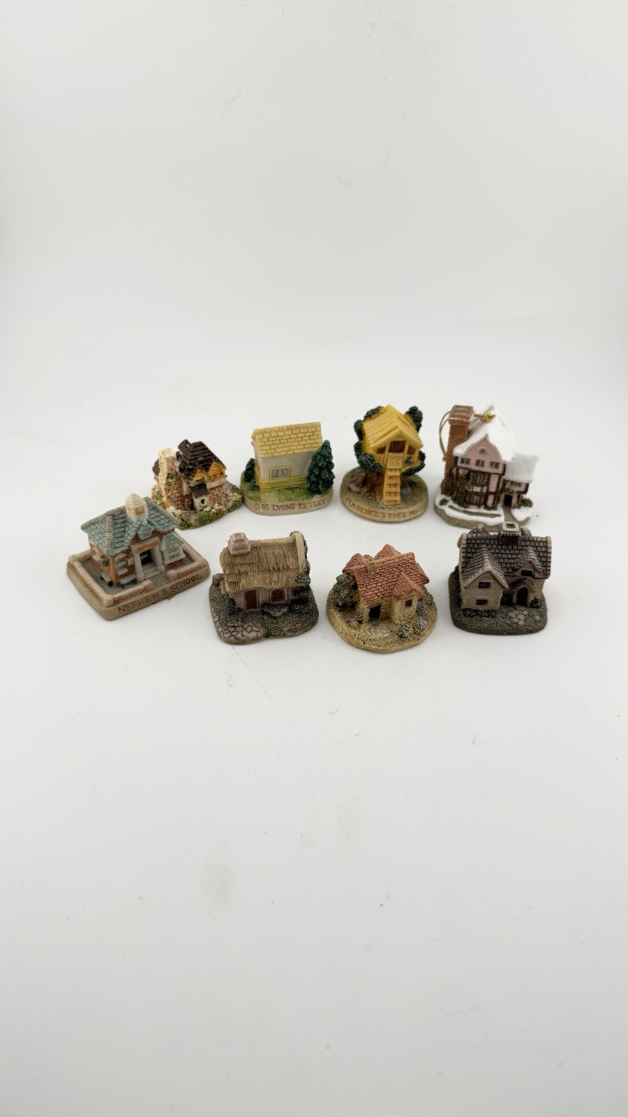 Lot of 8 Miniature Cottage House Figurines David Winter & Other Village Homes