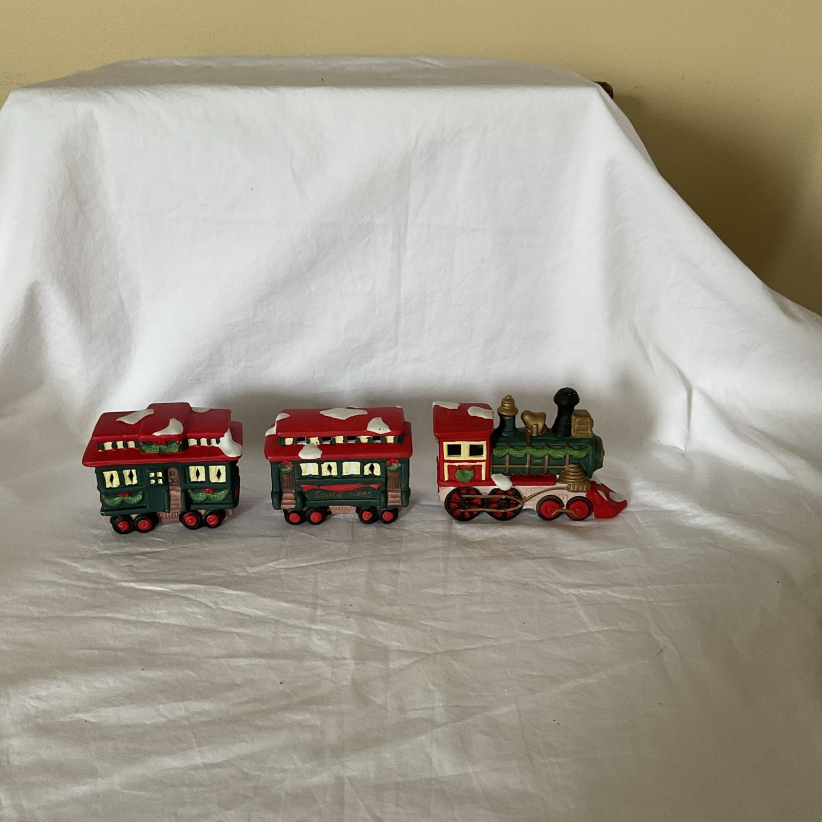 Porcelain 3pc Train Set Christmas Village Accessories Caldor’s