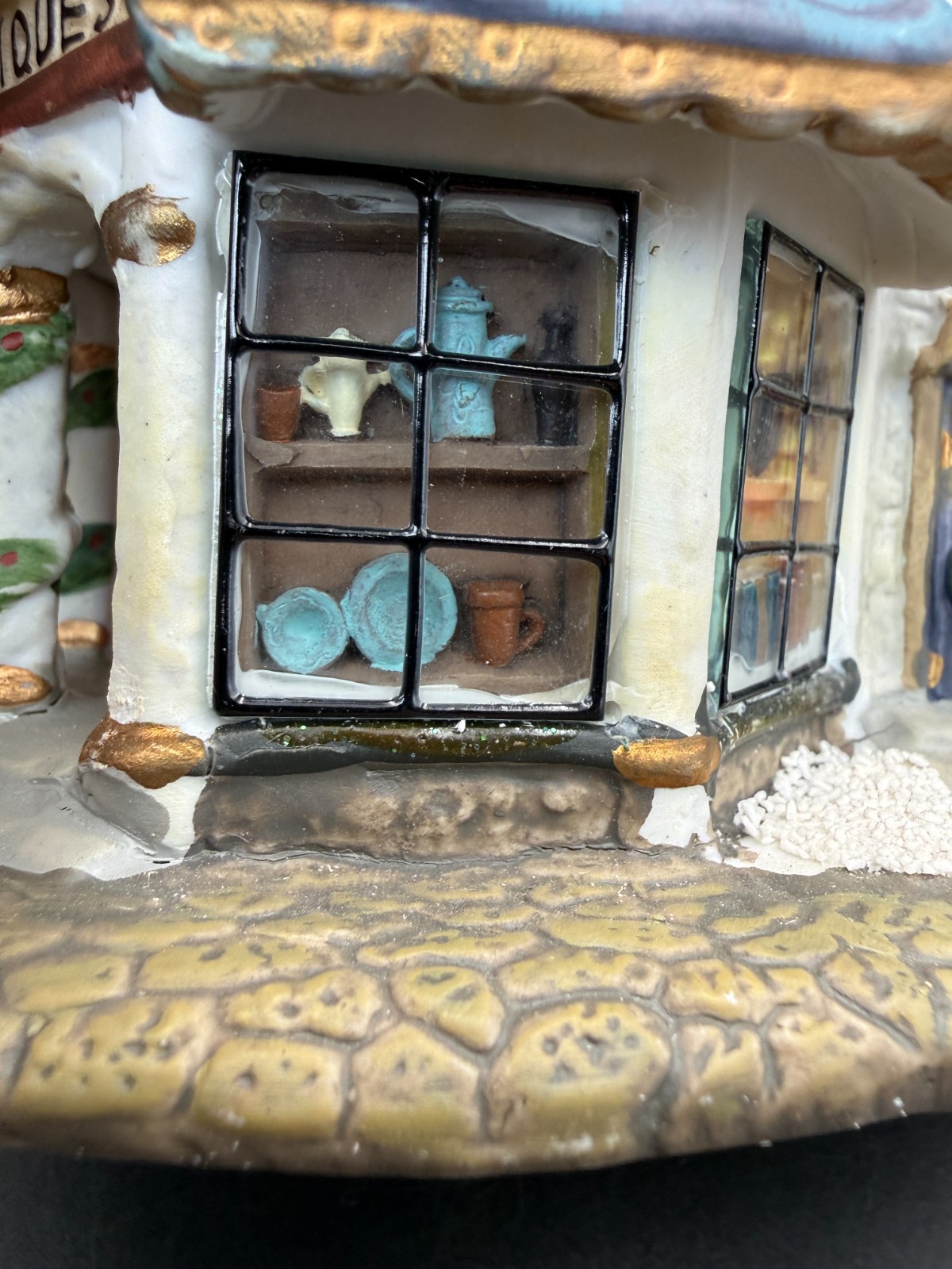 Kohl’s St Nicholas Square Antique Cobbler and Village Shop (retired)