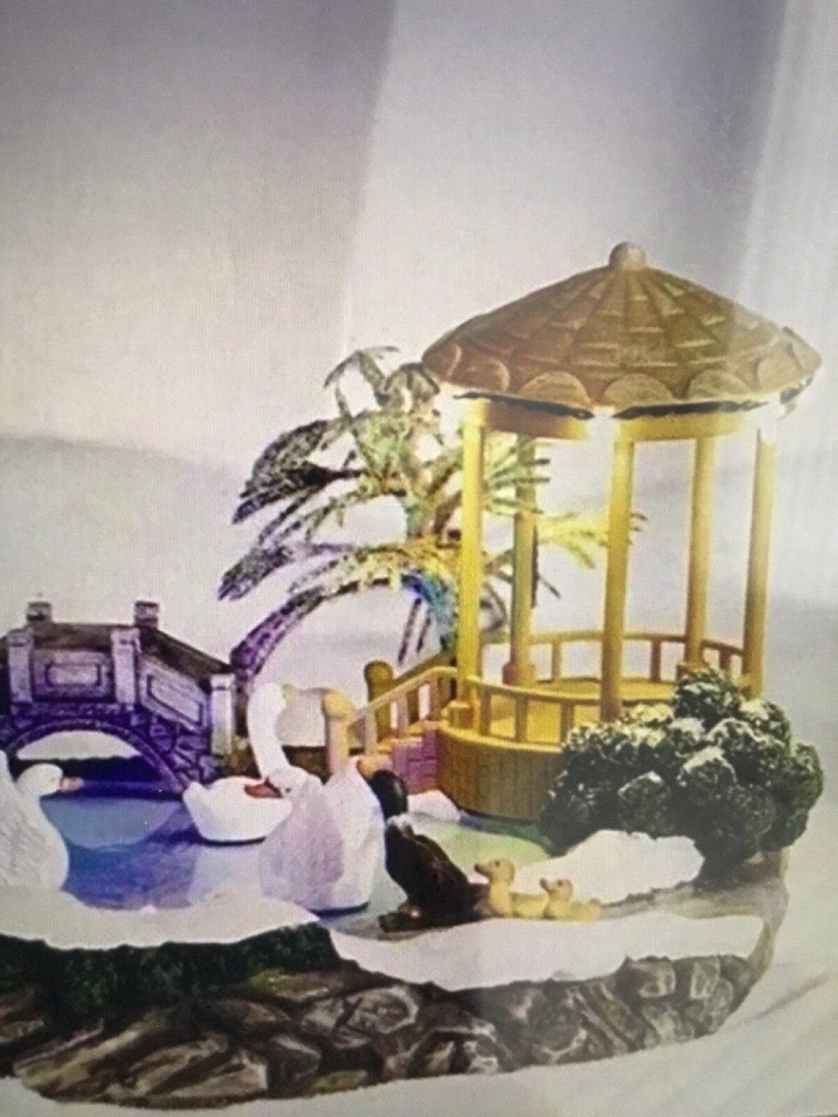 St. Nicholas Square Swan Pond Illuminated Musical NIB RETIRED 2023