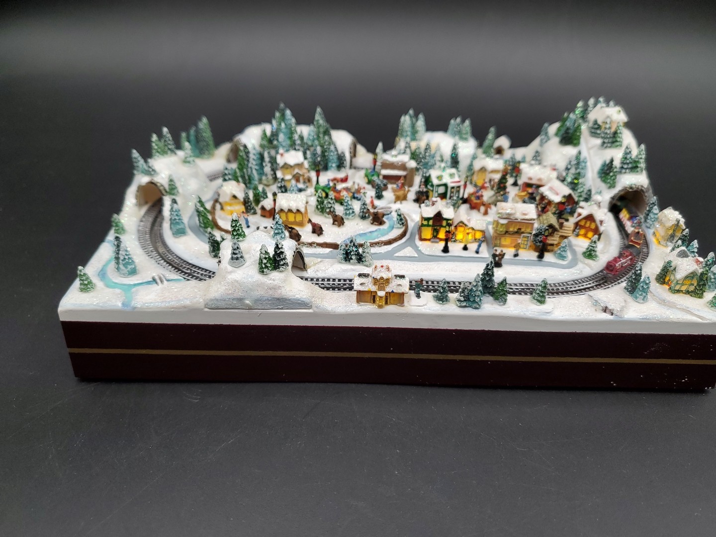 Thomas Kinkade Christmas Village Miniature Lighted Town Country Christmas W/ COA