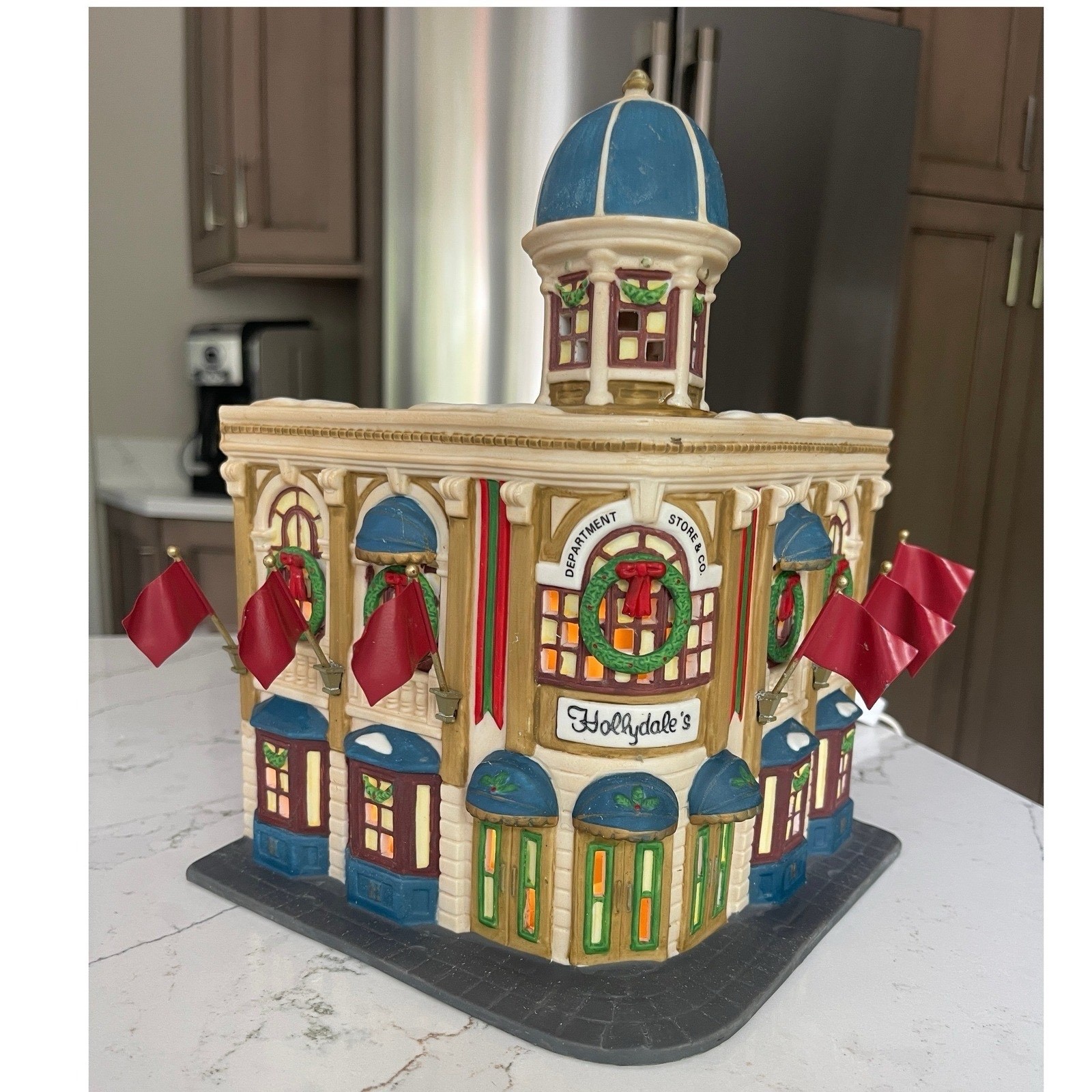 Dept 56 CIC Hollydale’s Department Store & Co. Christmas Village Building City