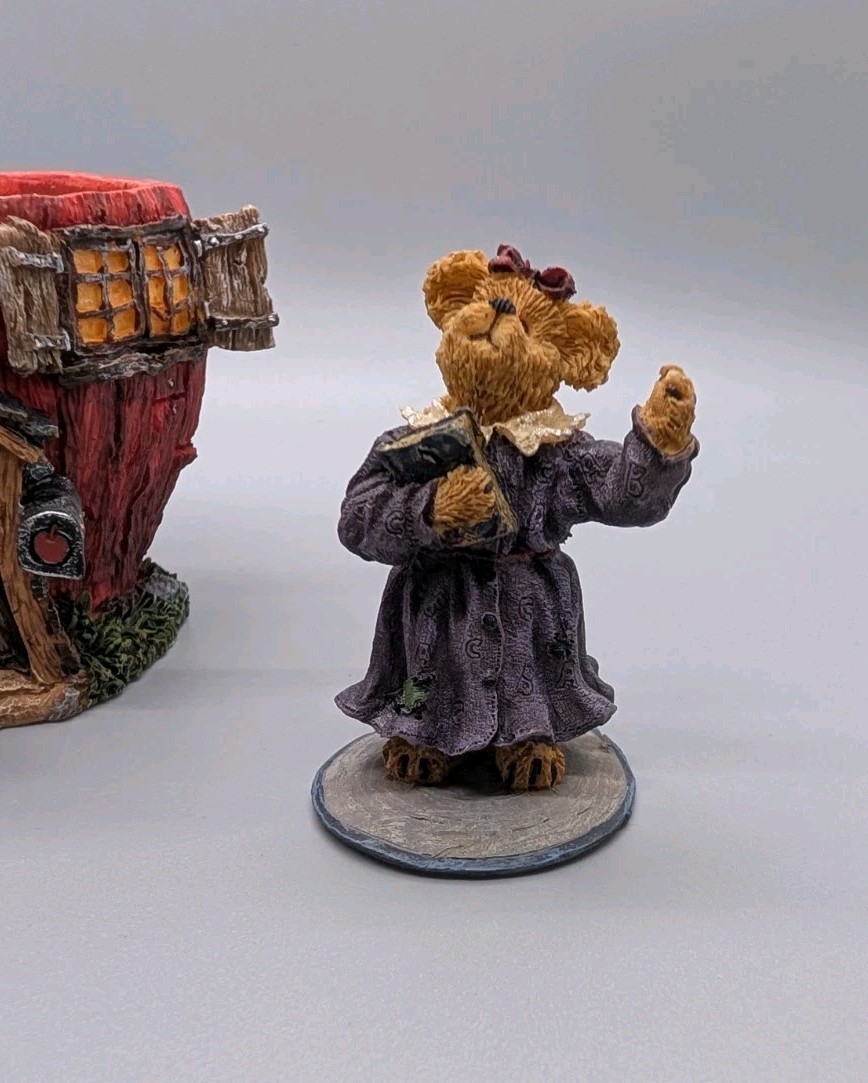 Boyds Bears Route 33 1/3 “Miss Macintosh’s School of Thought” #19904 Apple Teach