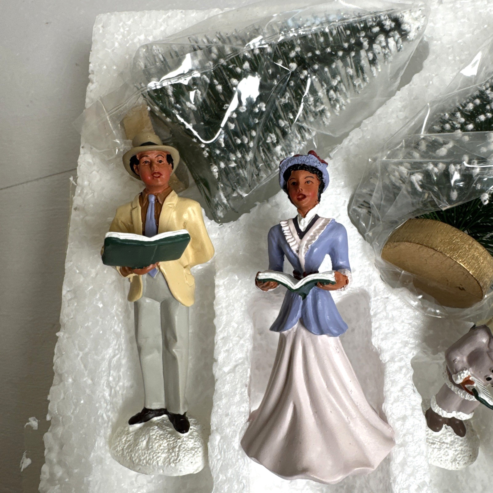 Avon Holiday Splendor Gazebo Accessory Kit Perry’s Family African American