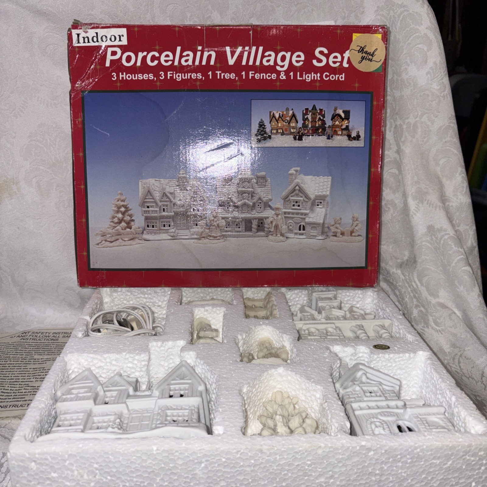 Porcelain Village Set 3house 3 Figure 1 Teee 1 Fence 1 Light Cords Unpainted New