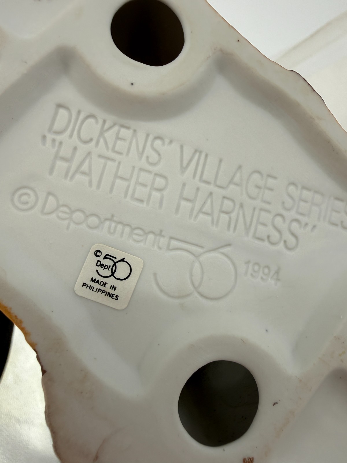 Department 56 Dickens Village Hather Harness Porcelain Building 5823-8 Box Light
