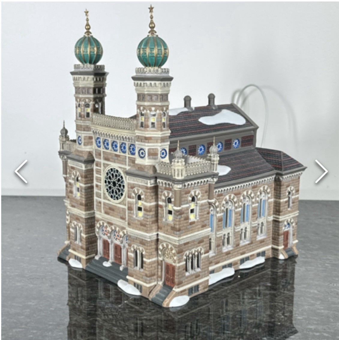 Central Synagogue Luminous Retired House