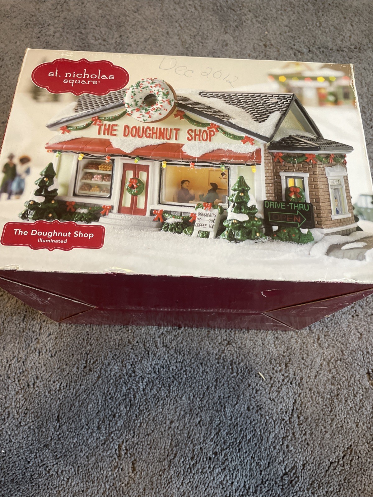 St. Nicholas Square The Doughnut Shop 2011 Christmas Village NO LIGHT