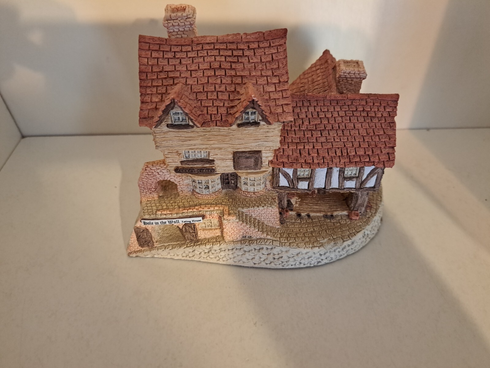 DAVID WINTER – MARKET STREET 1980 England Mini-Village HOLE IN THE WALL Hand MD