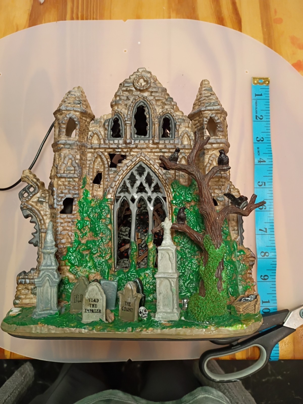Spooky Town Halloween Ruines Gothiques , In Original Box ,Tested Works.