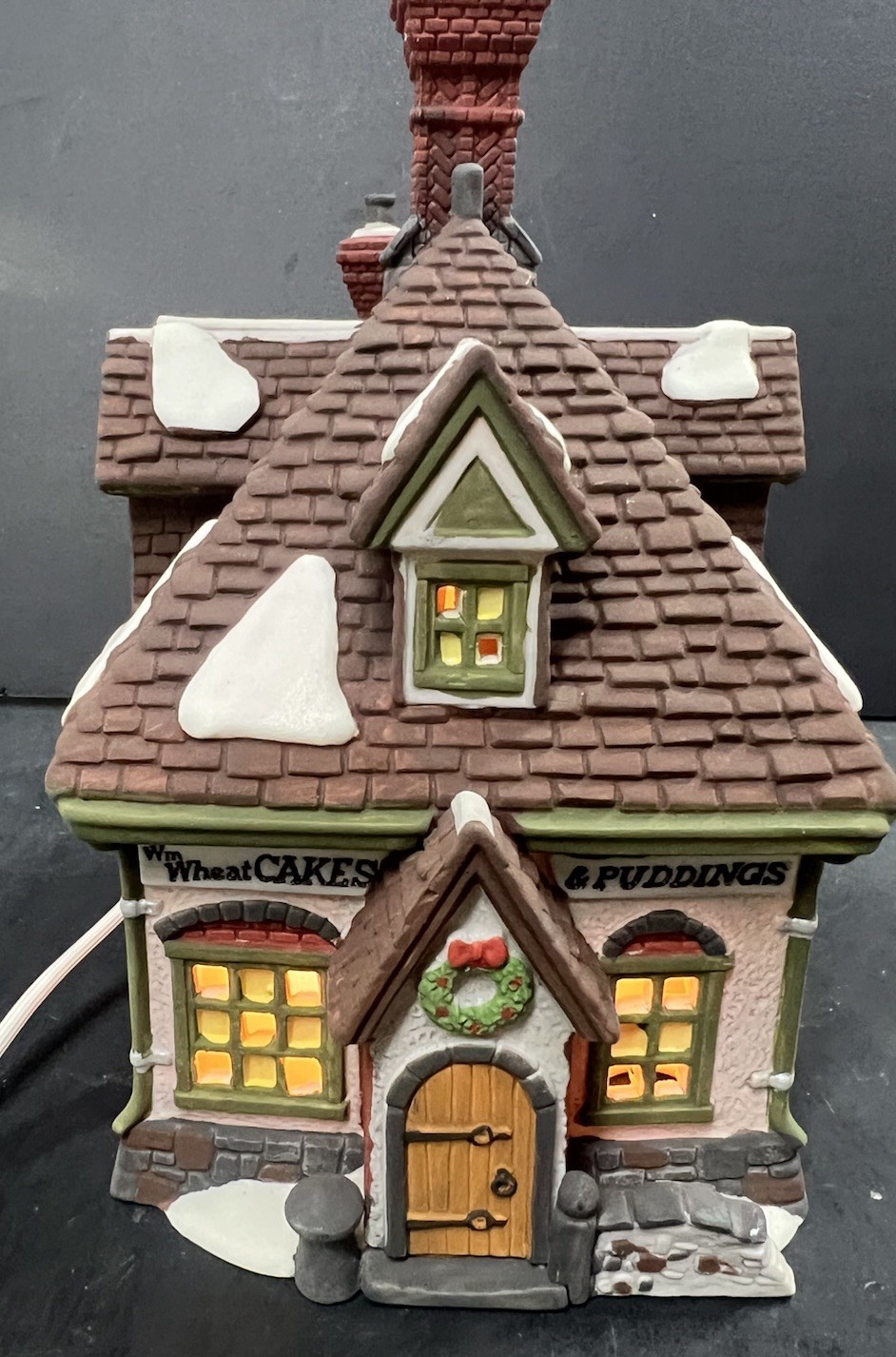 Dept 56 Wm Wheat Cakes & Puddings Dickens Village 58084 Lighted w Box