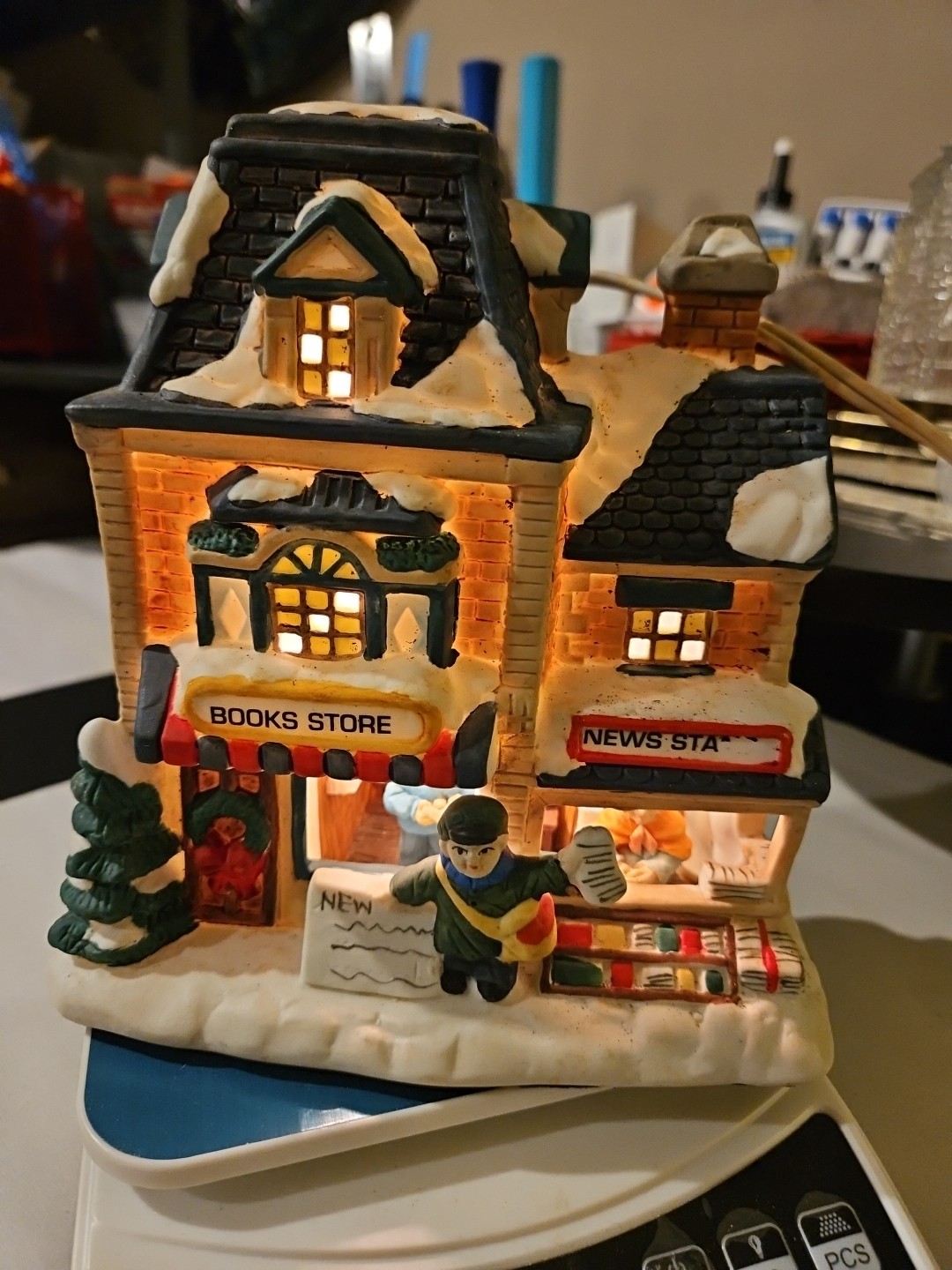 Village Square Collectibles Main St. News Lighted Hand Painted Vintage ECU