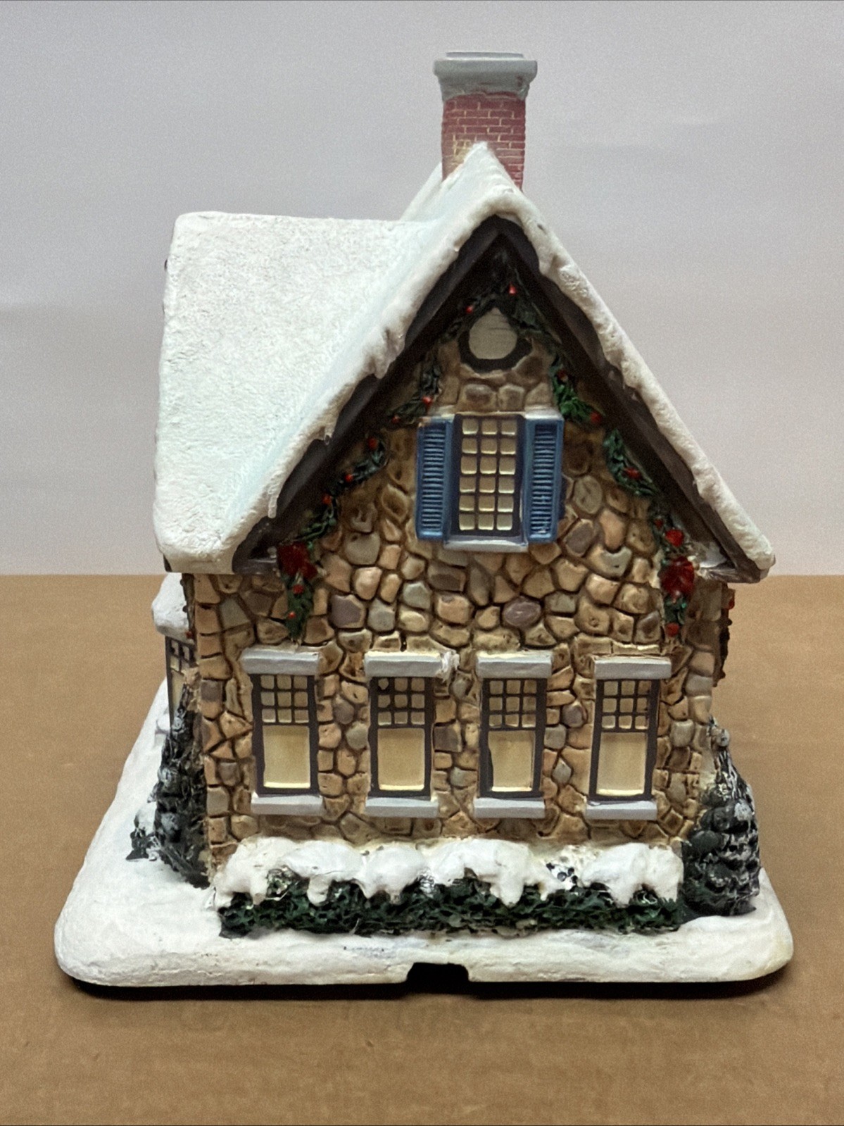 2019 Thomas Kinkade Hawthorne Village “Fabric Store” Christmas Village RARE