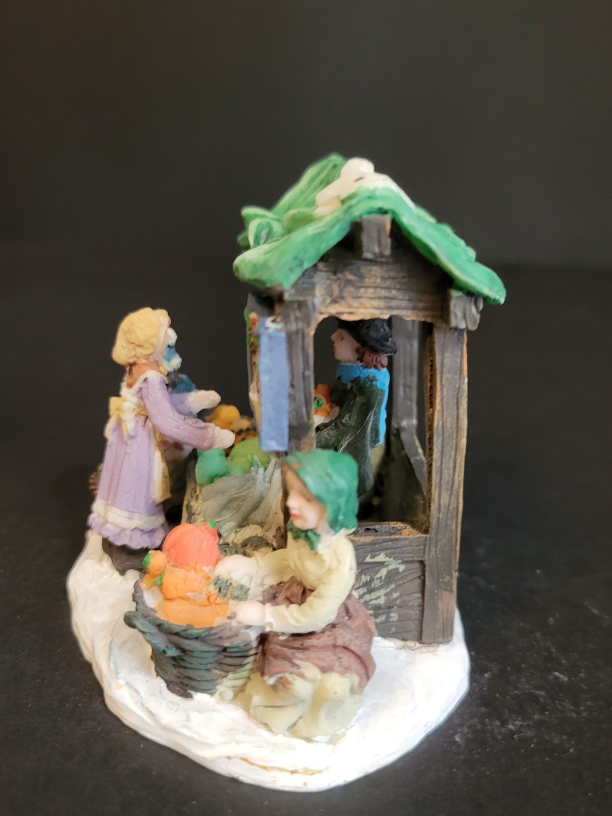 Holiday Time Santas Workbench Christmas Village Vegetable Stand Seller Kiosk