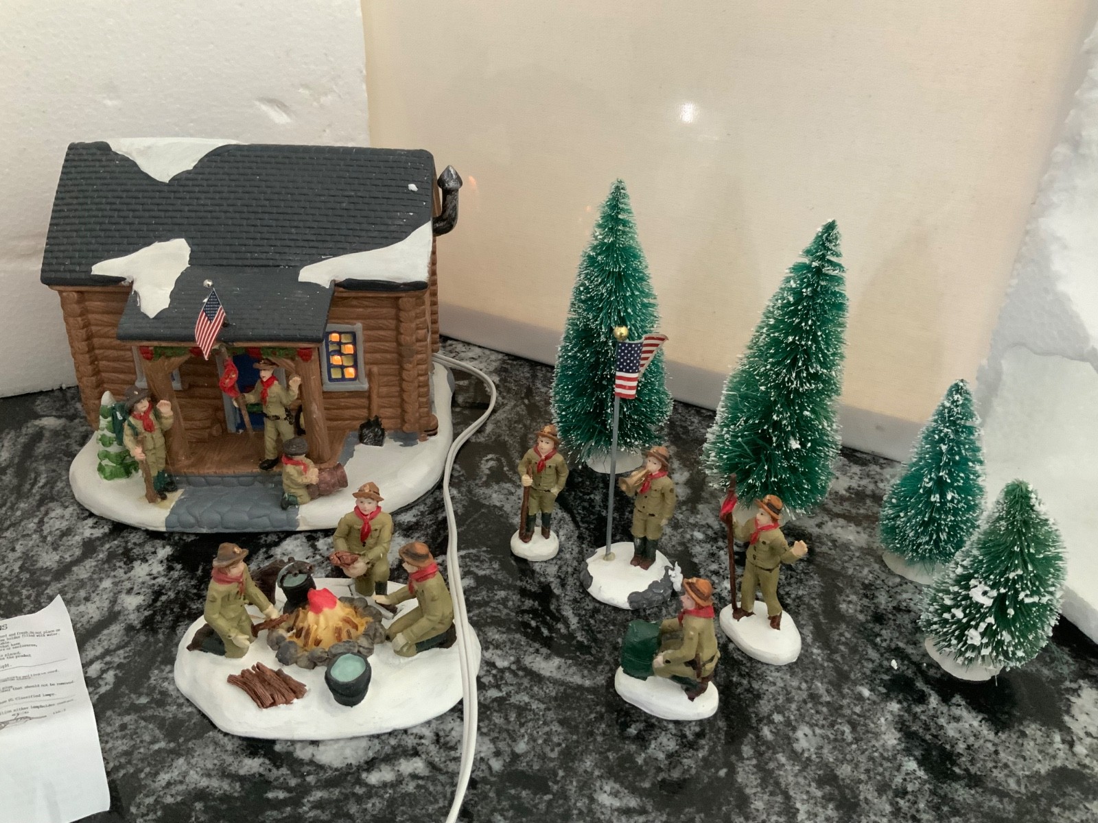 Boy Scouts of America Christmas Village Log Cabin Set Lights Up Complete RARE