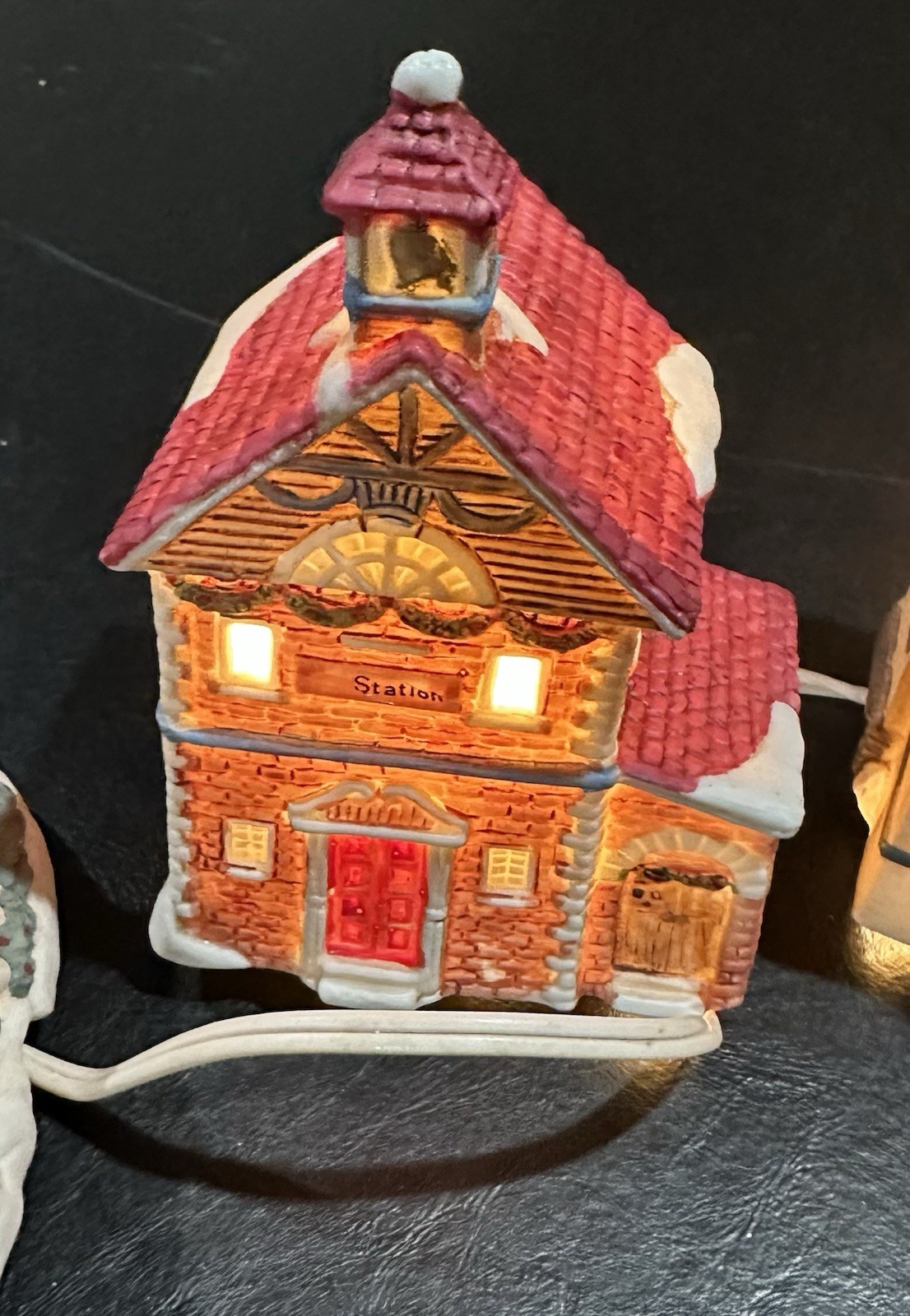 Mervyns 1993 Christmas Village Square 5 Piece Miniature House Christmas Set
