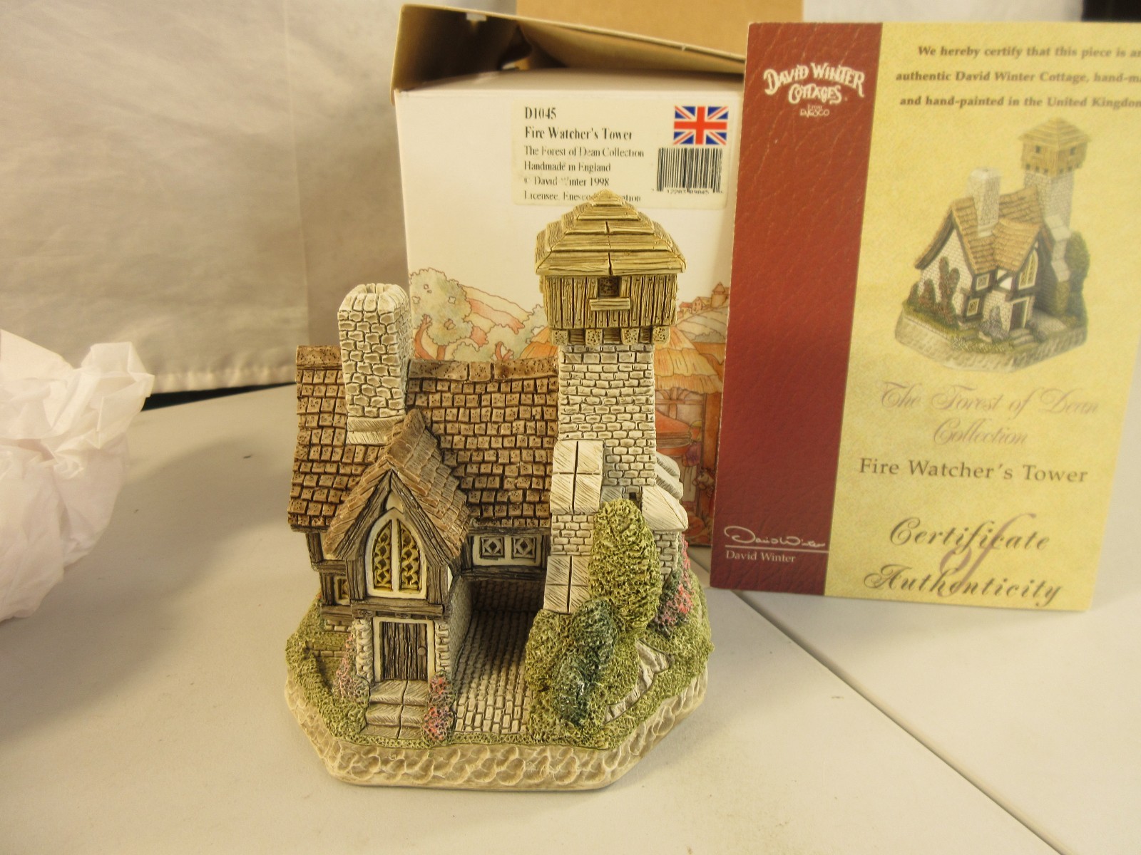 David Winter 1998 Fire Watcher’s Tower D1045 Forest of Dean Collection w/Box COA