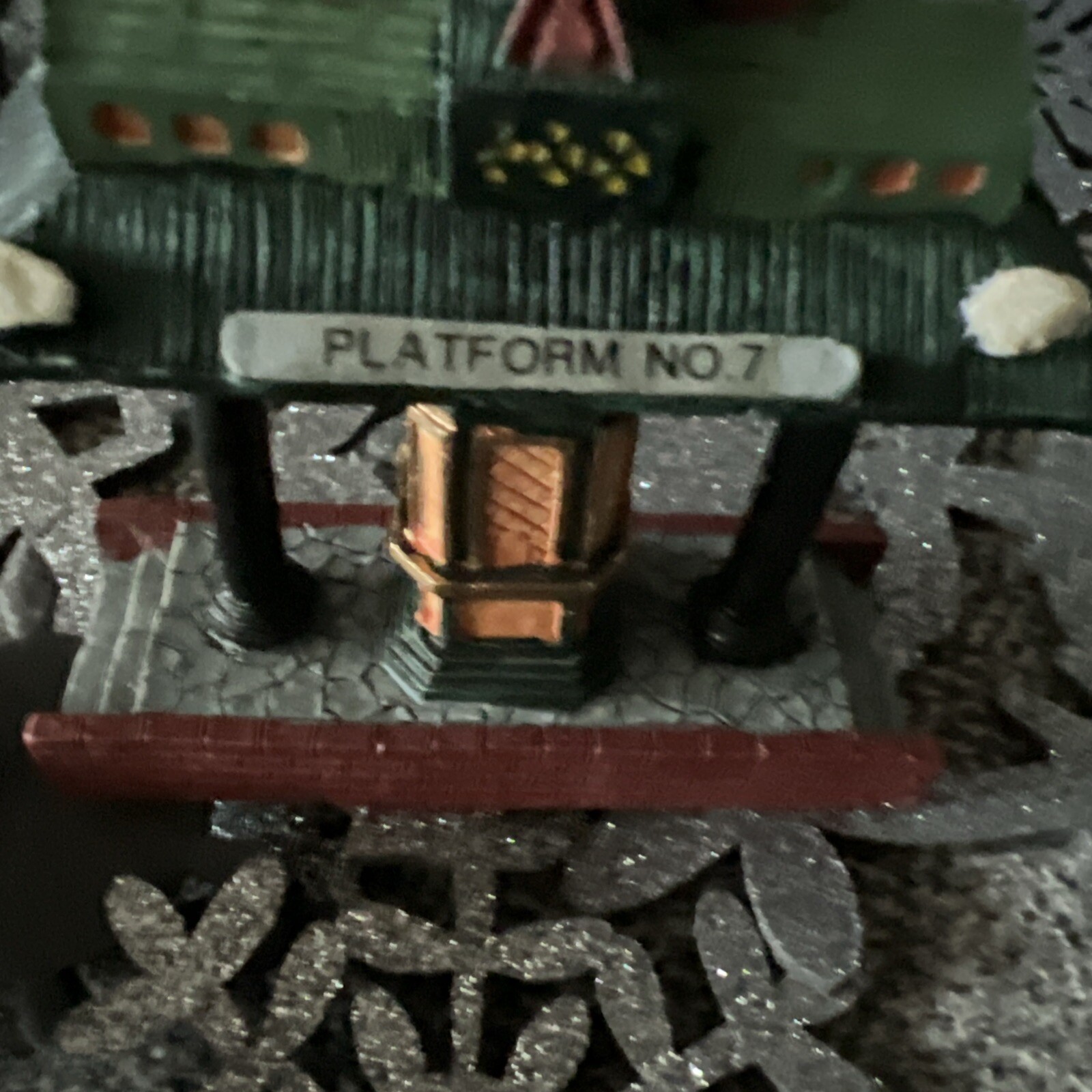 VTG The Christmas House Collection Platform No. 7 Miniature Part Of Village