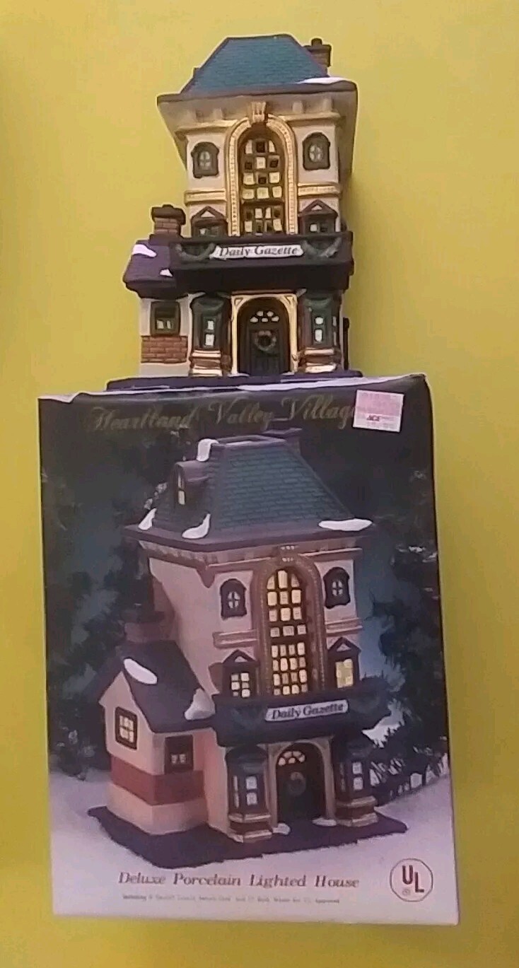 Heartland Valley Village Deluxe Porcelain Lighted House Daily Gazette Christmas