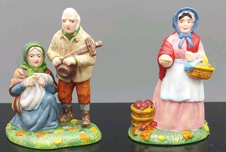 Department 56 Village Accessories Begging For Soul Cakes Excellent Condition