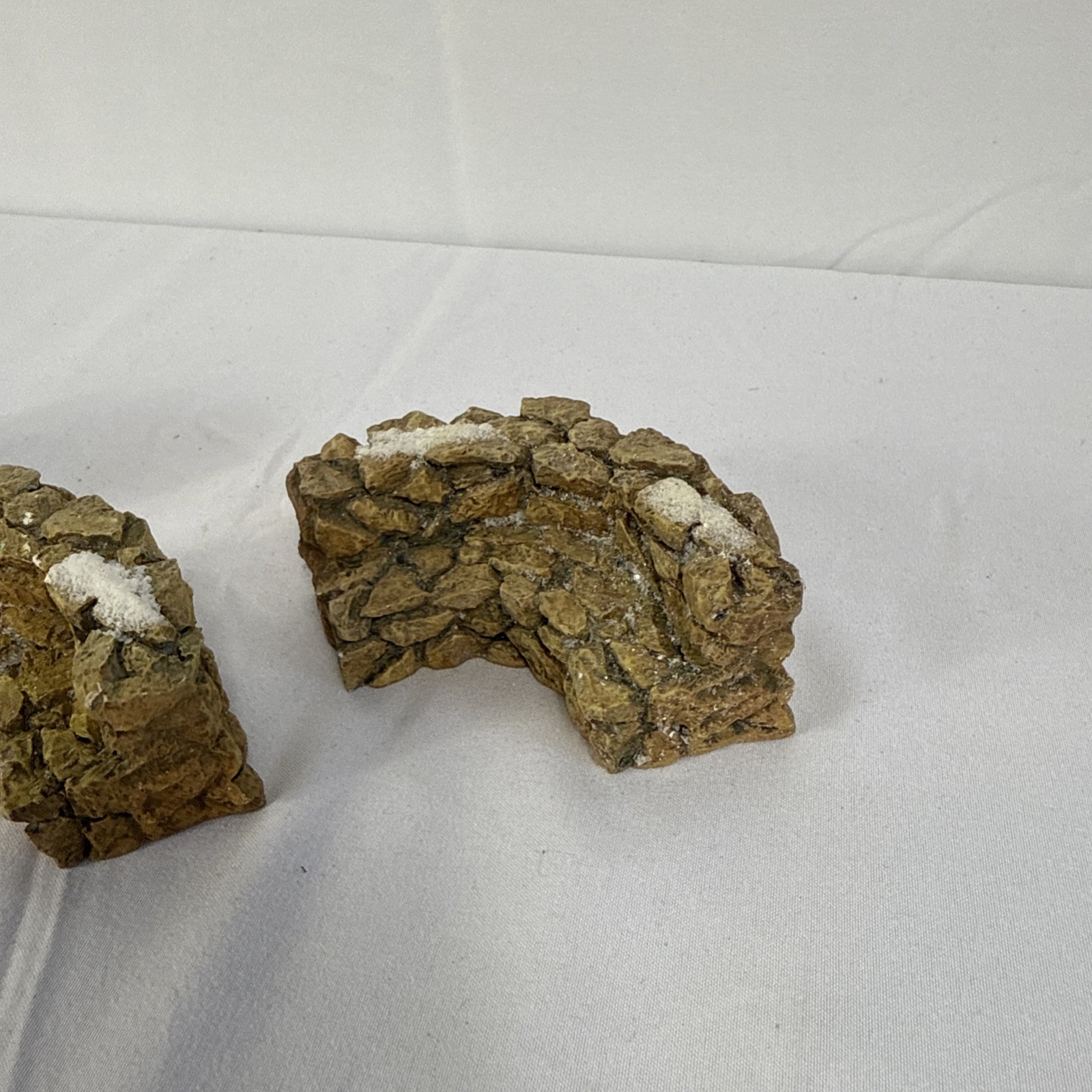 Dept 56 Village Accessories Stone Curved Wall or Bench #52650 1.5 – Set of 3