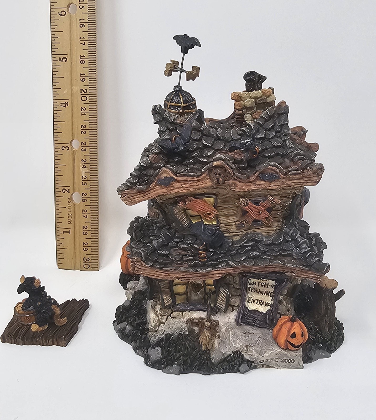 Punky Boobear’s Haunted Halloween House 19012 Boyds Bearly Built Village In Box