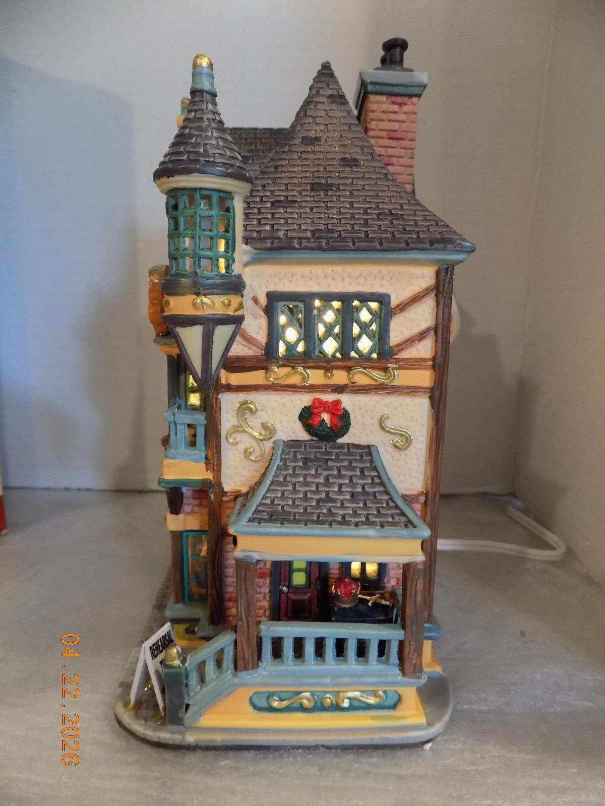 Lemax Caddington Village Wilson & Sons Bookstore/Actors’ Studio 2005 – EC