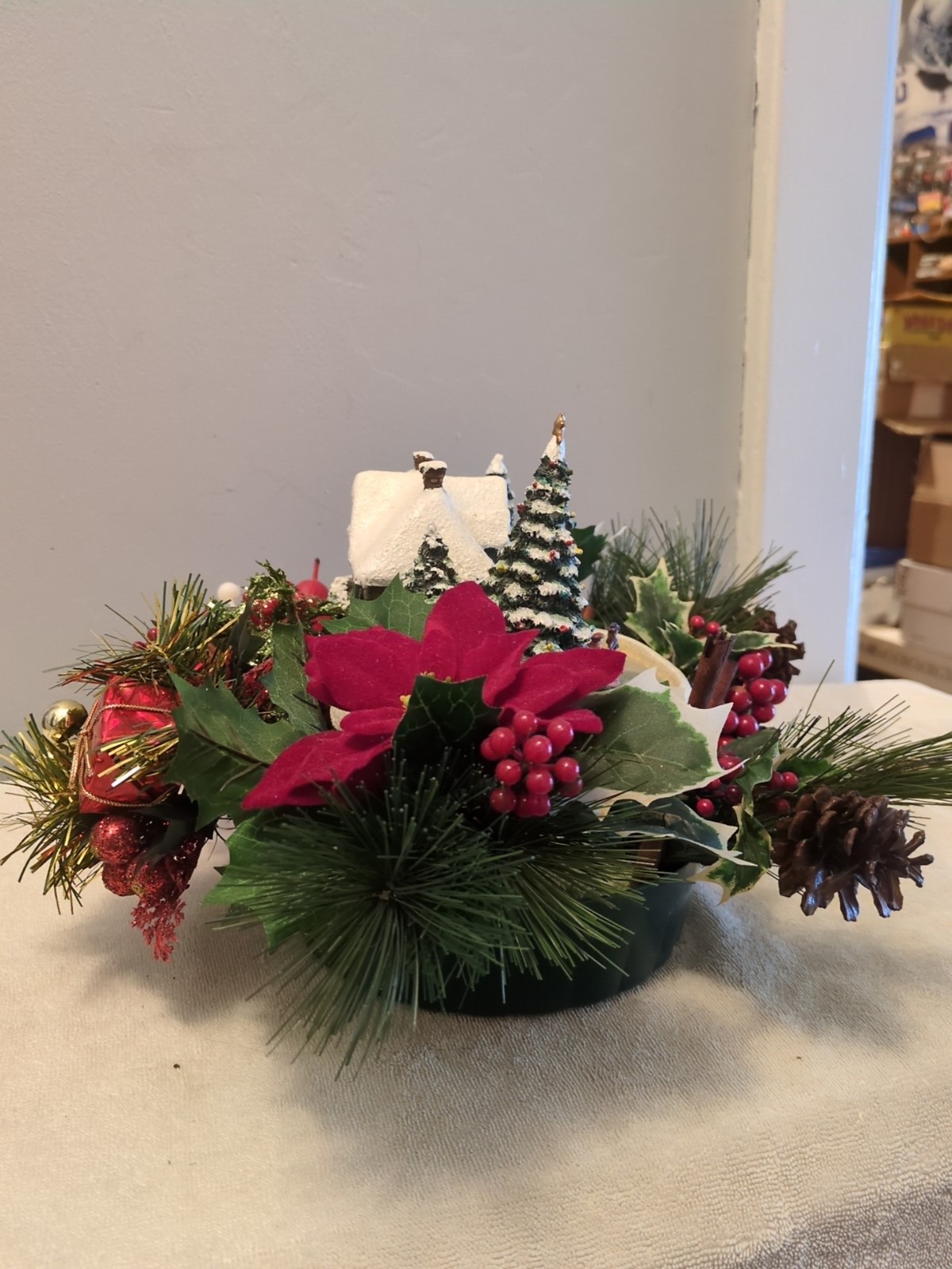 THOMAS KINKADE Skater’s Pond Christmas Village TELEFLORA HOMEMADE CENTERPIECE