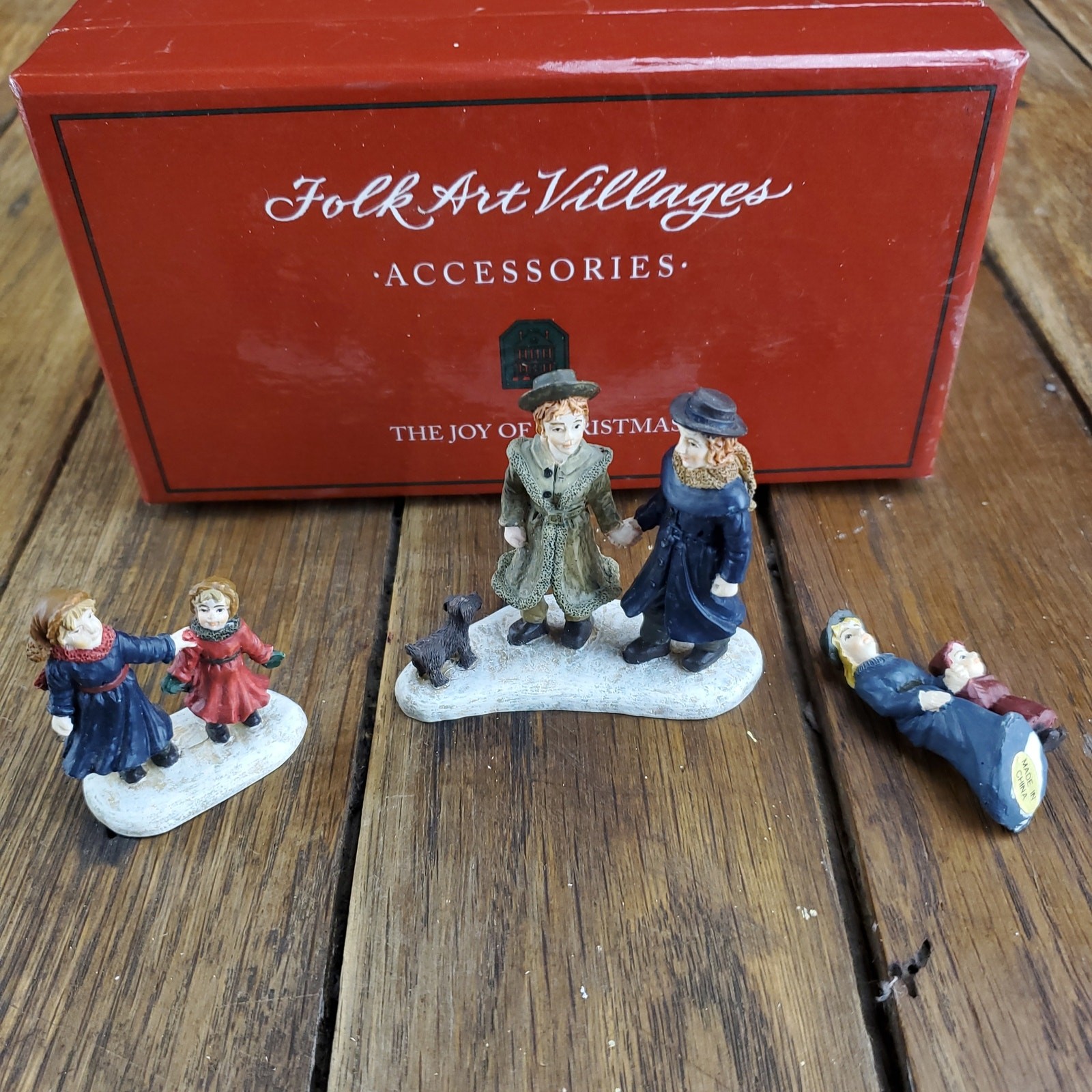 Lang and Wise Village The Joy of Christmas Three Sets of Churchgoers 30010609