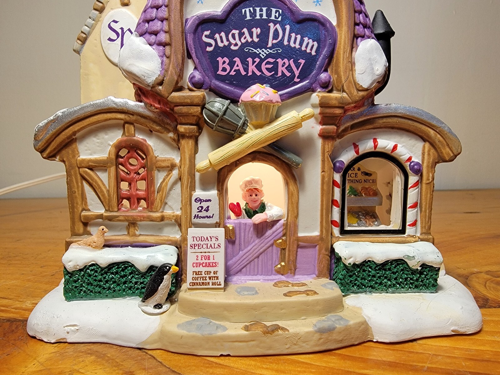 2019 LEMAX “SUGAR PLUM BAKERY” # 95531