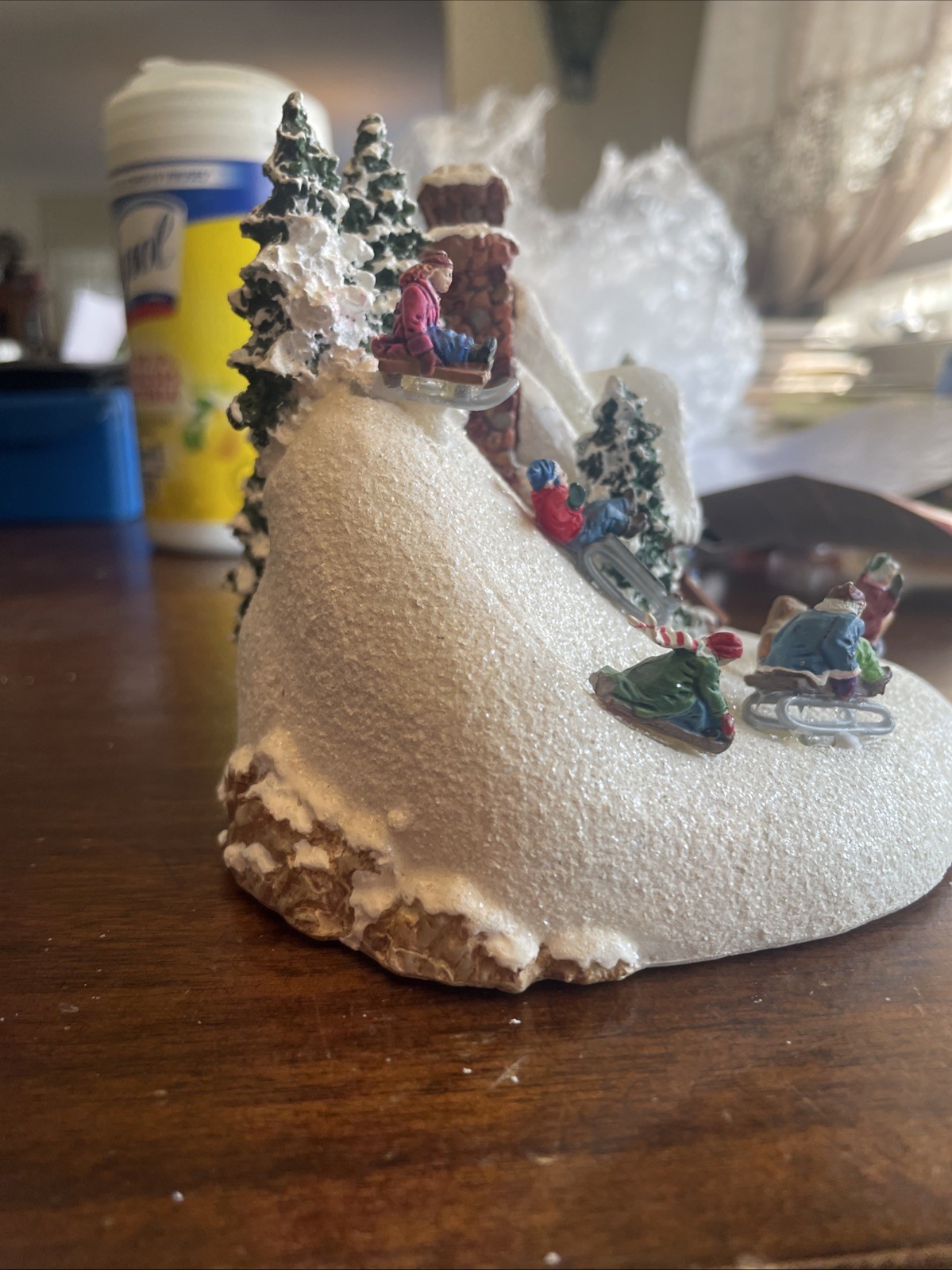 Thomas Kinkade the Sleigh Ride Christmas Village House 2009 Teleflora Light-Up