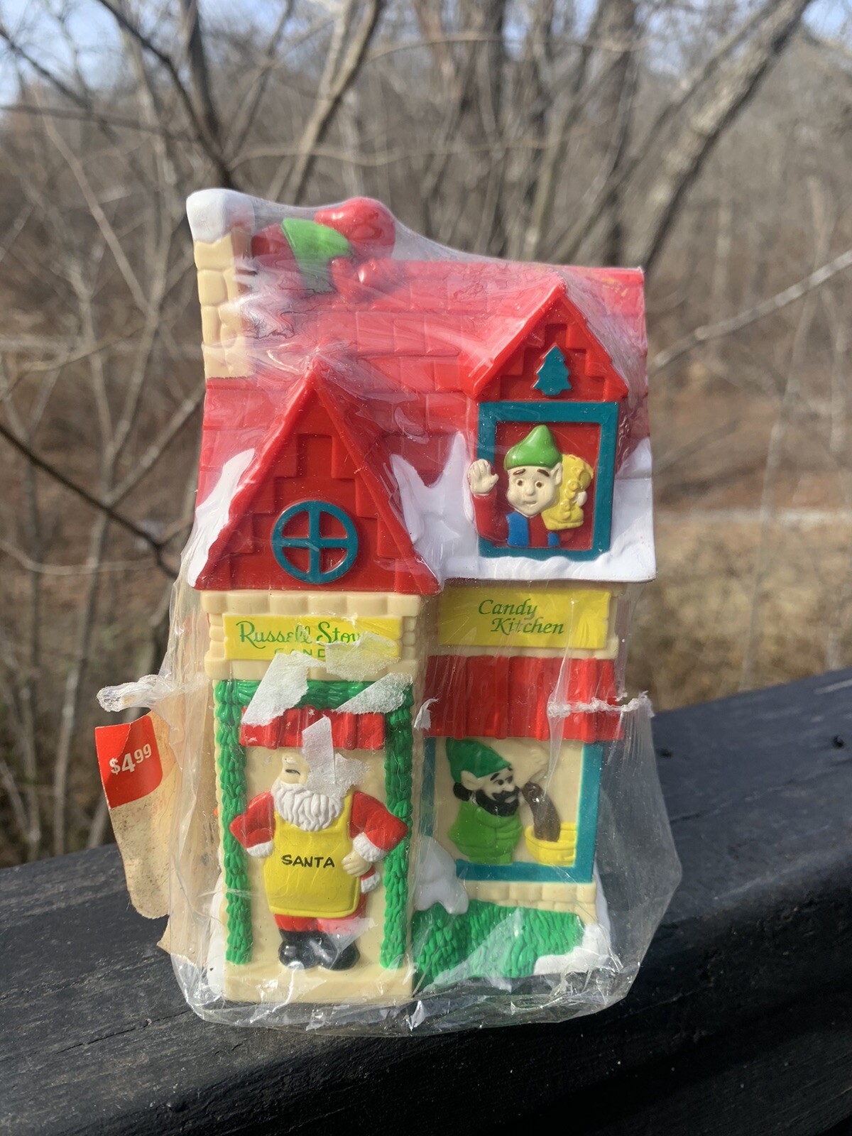 VTG NEW Russell Stover Candy Kitchen 1996 Christmas Bank Santa Mrs Claus Elves