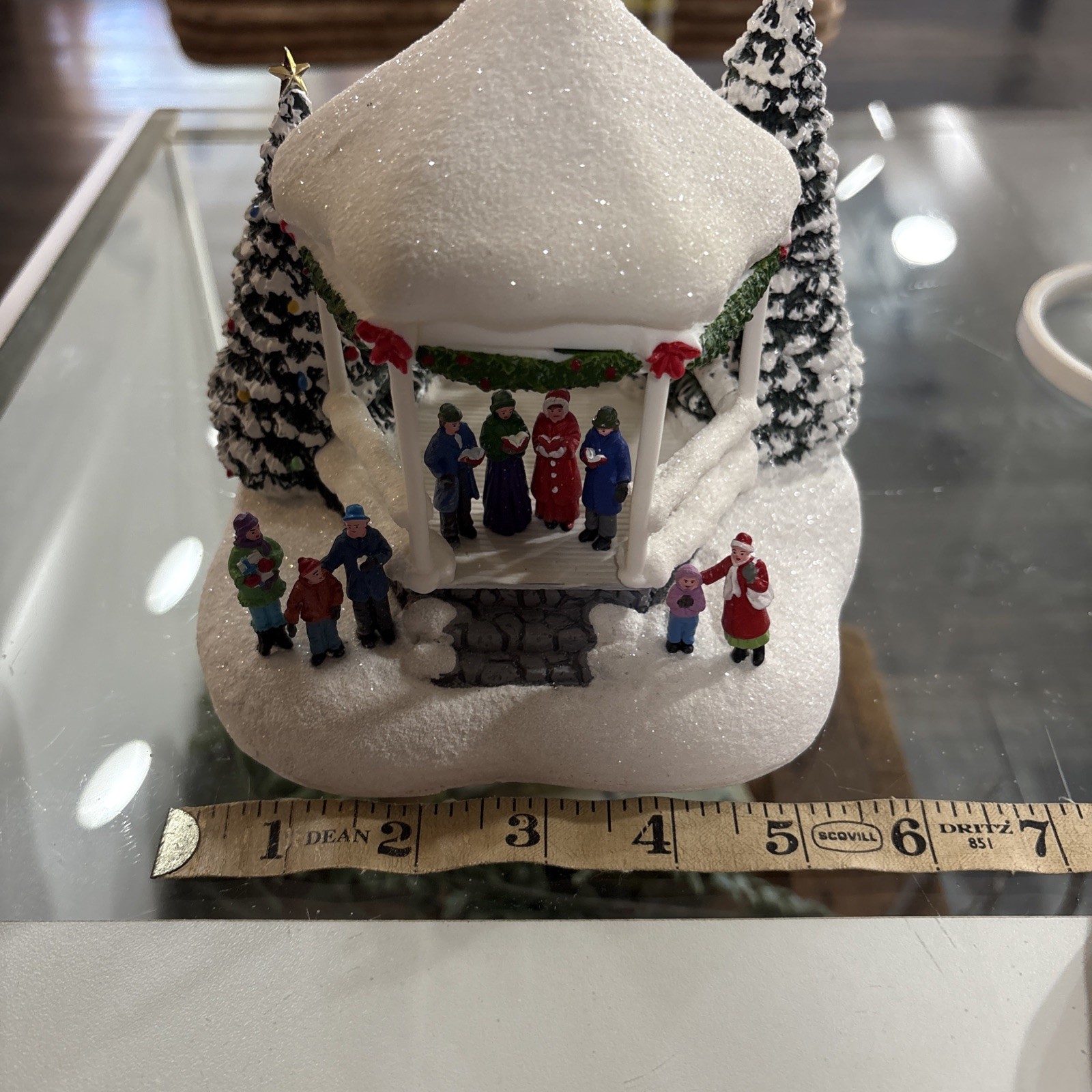Thomas Kinkade Teleflora 2023 Sweet Sounds Of Christmas Lighted Carolers Gazebo