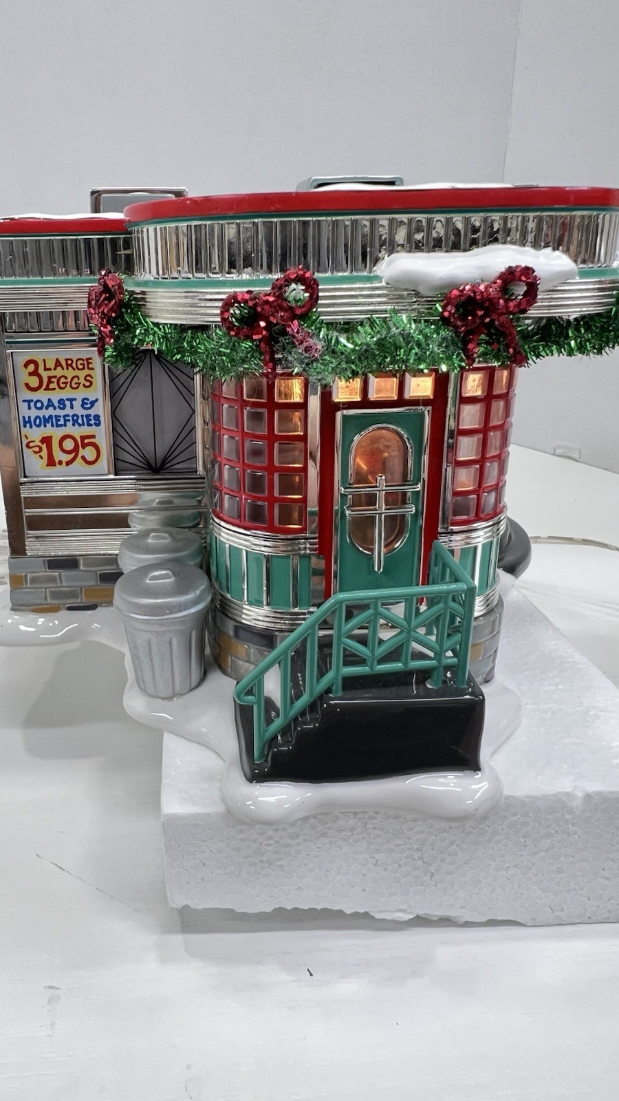 Dept 56 Snow Village “Shelly’s Diner” 55008 Retired 1999 With Sign Excellent !