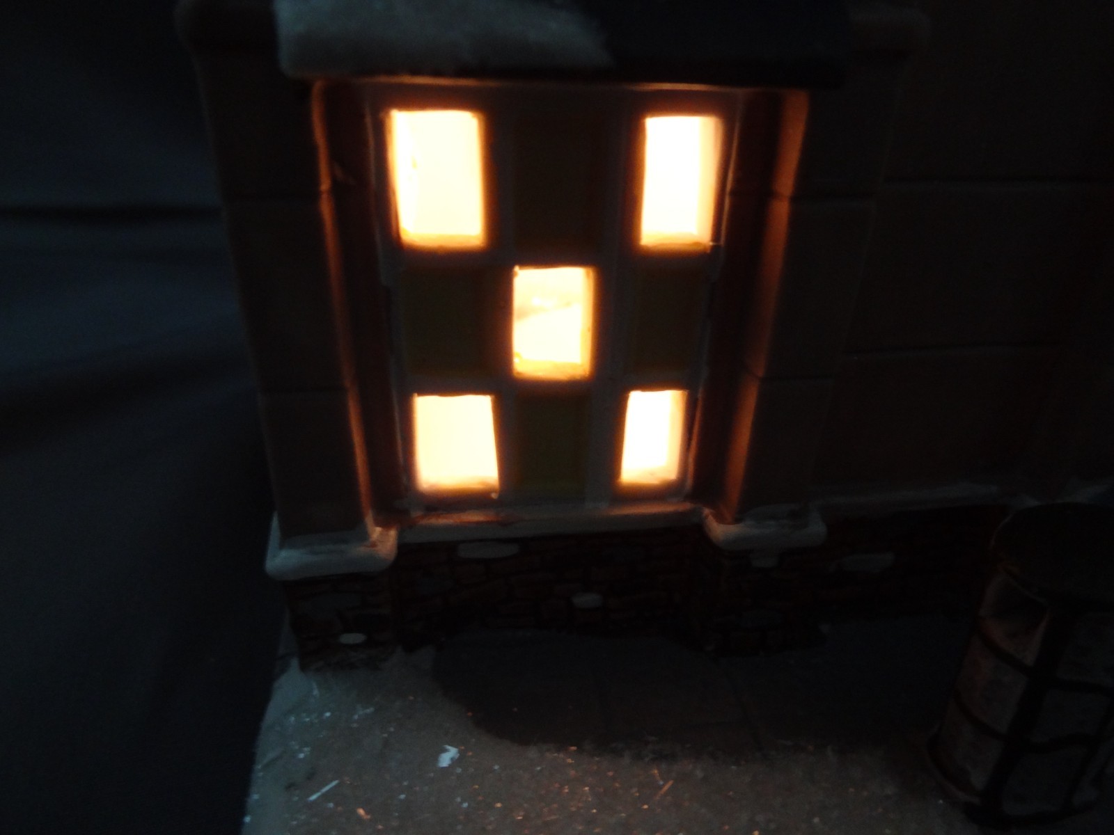 Holiday Inspirations Jo-Ann Fabrics and Craft Store Light-Up Illuminated Village
