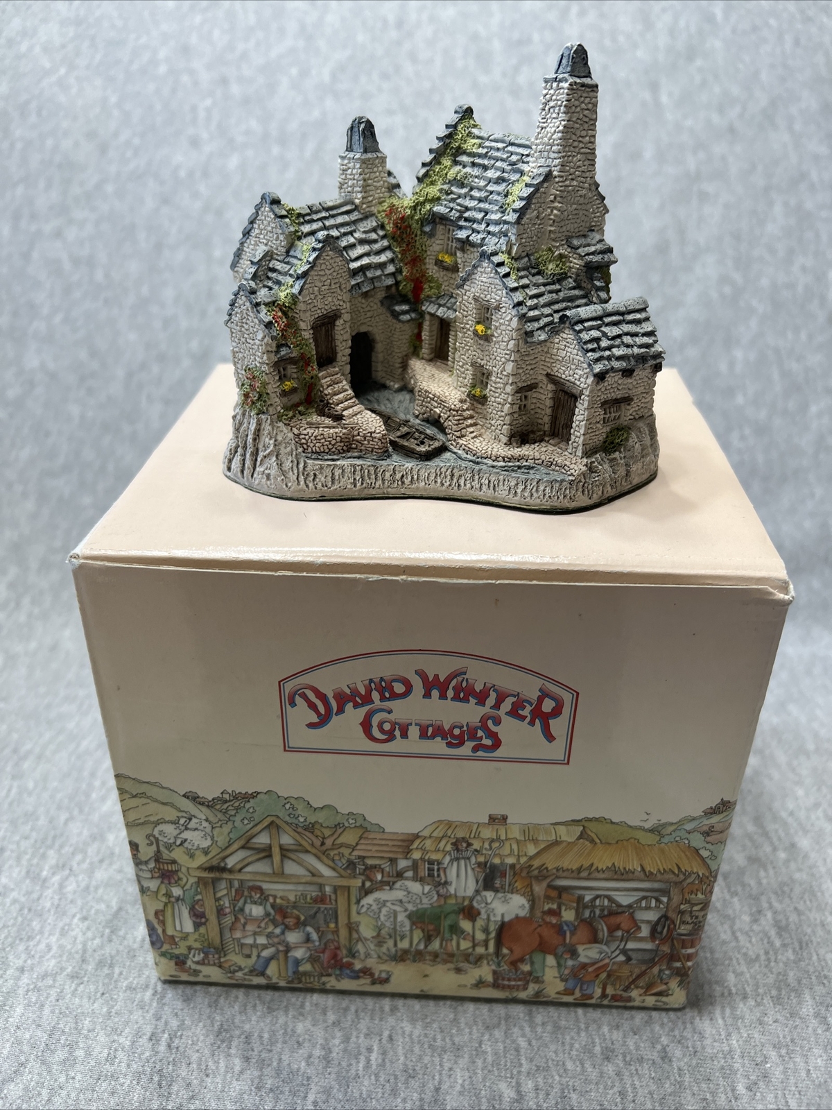 Vintage 1983 David Winter English Cottage Fisherman’s Wharf Hand Painted