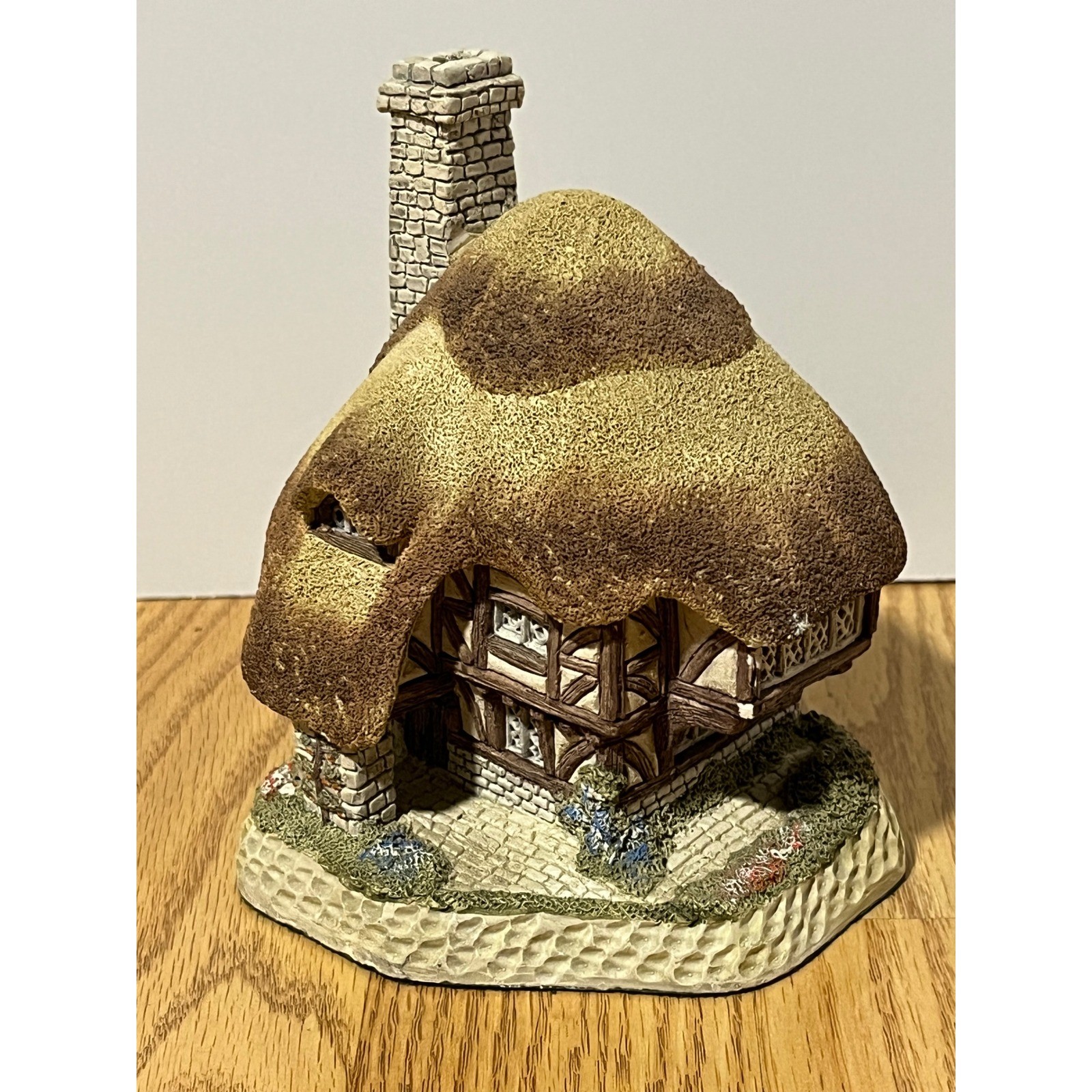 David Winter Pudding Cottage British Traditions April 1982 5″ House