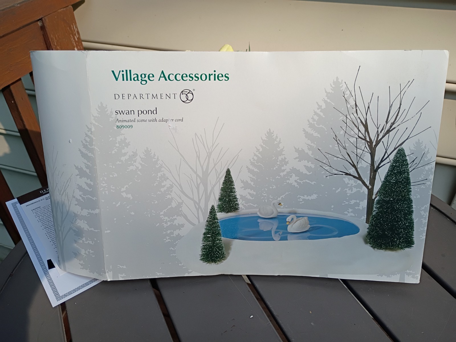 Department 56 Village Animated Accessory Swan Pond Works With Box