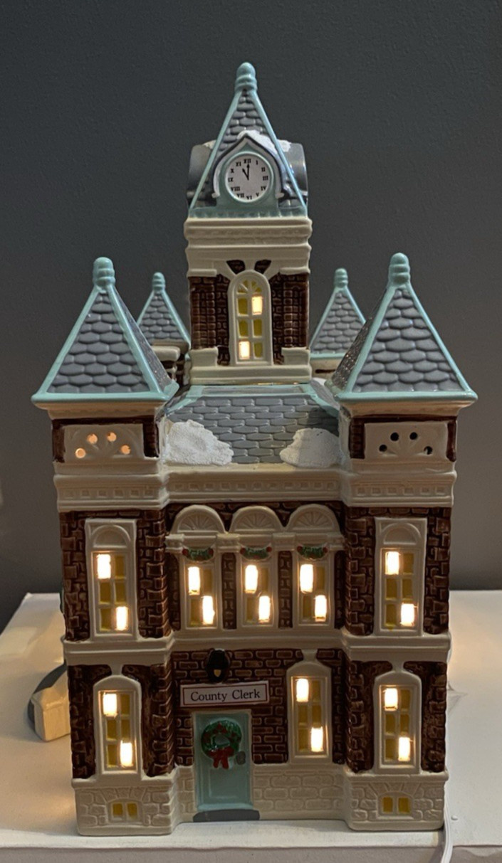 Dept 56 Snow Village County Courthouse 1989 Christmas Village Building 5144-6