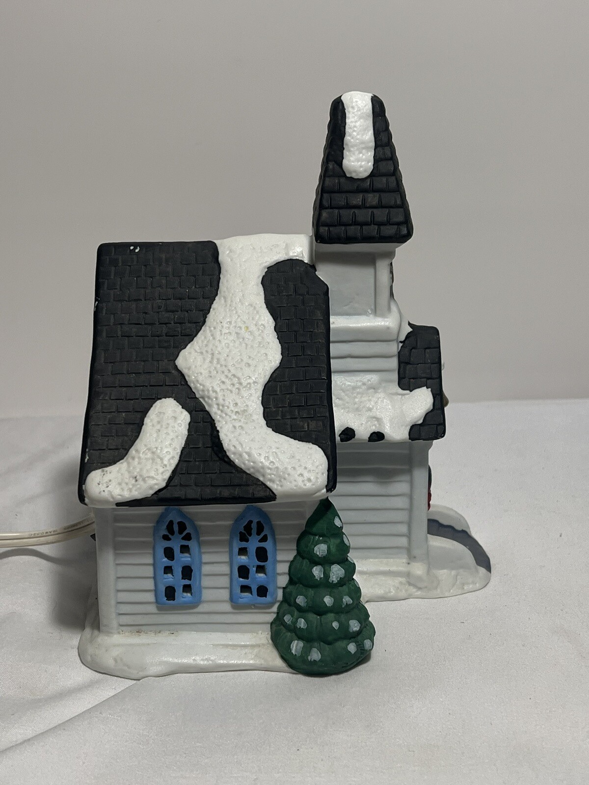 Rex And Lee White And Black Ceramic Church. 6 3/4’ Tall