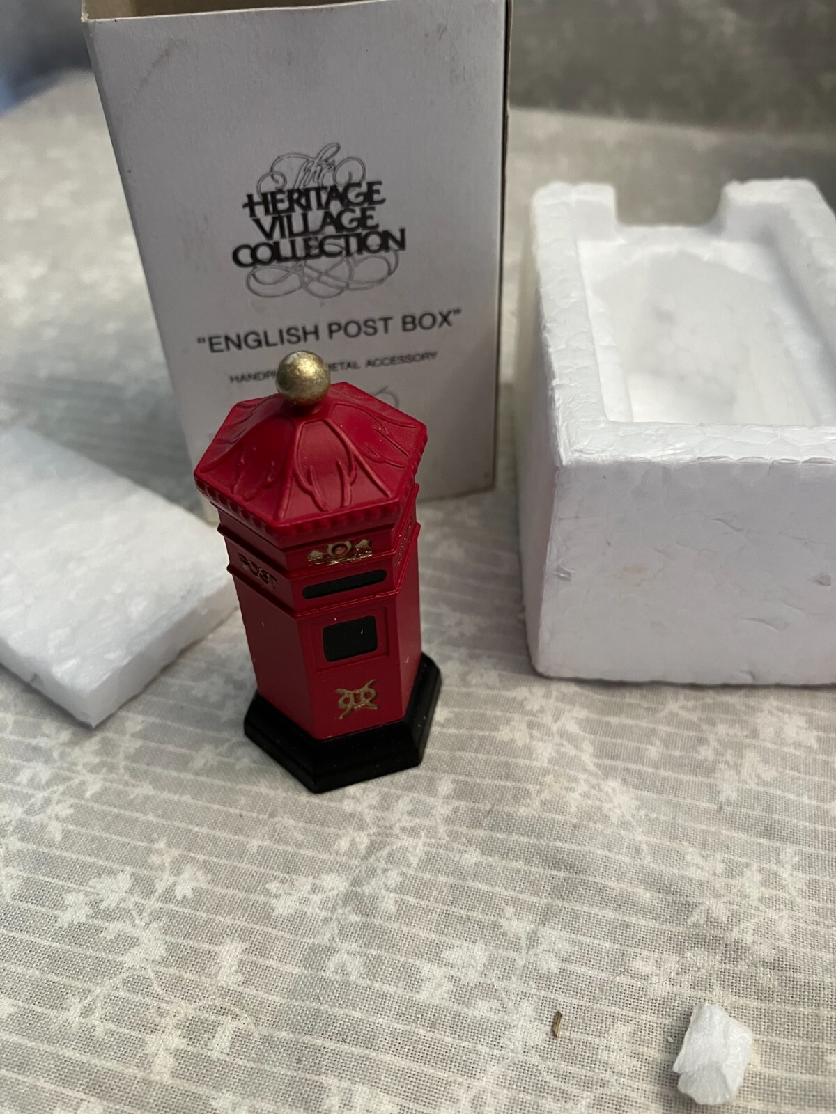 dept 56 English post box. Heritage village collection. 2.25 in. New metal
