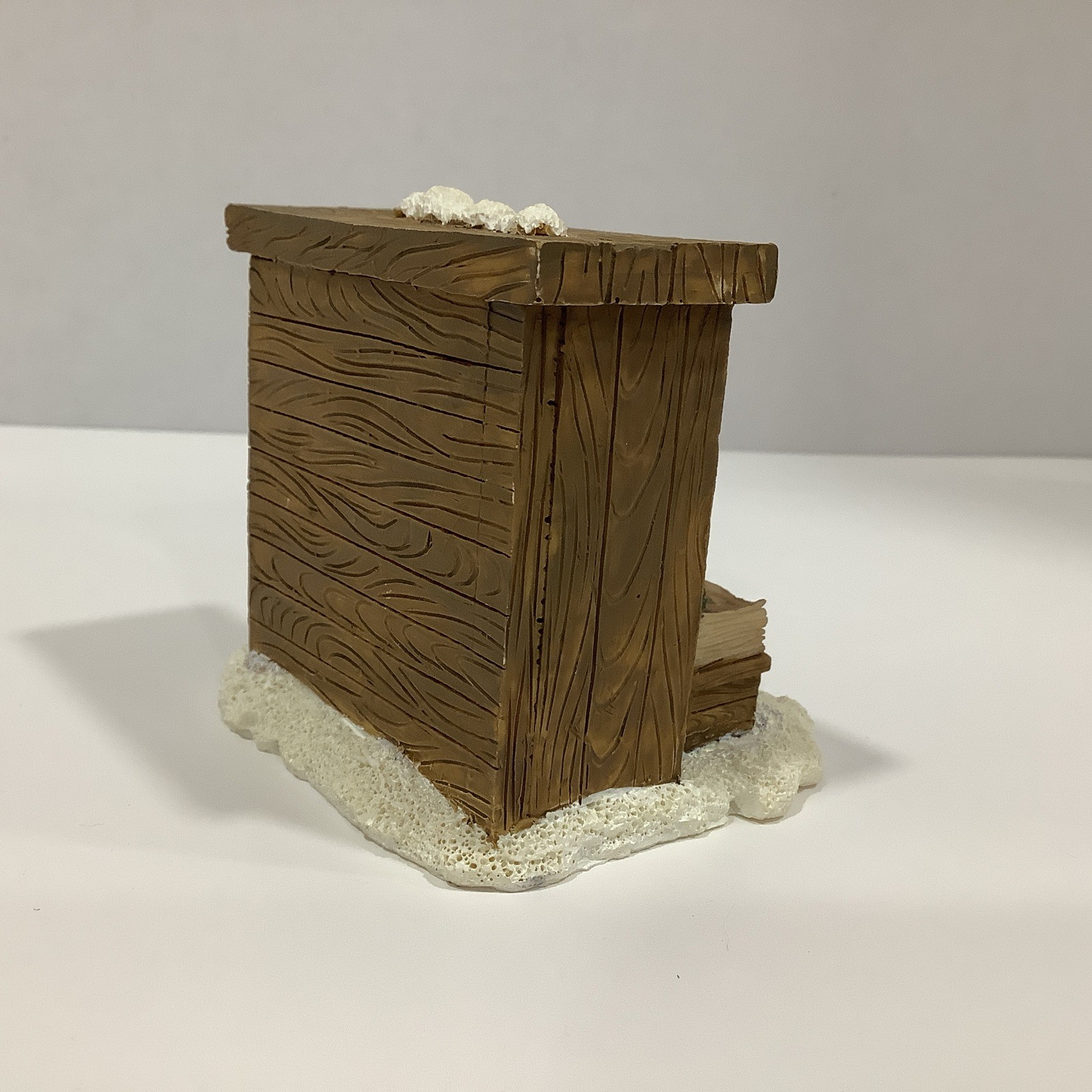 St. Nicholas Square Village Collection #93109 Accessory “Newspaper Stand”