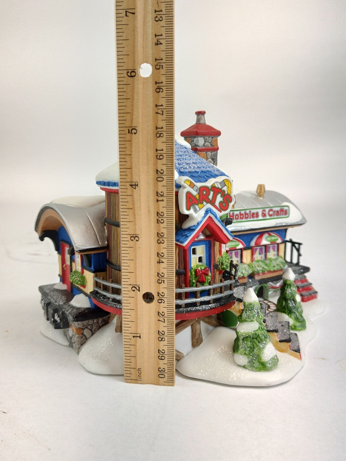 Department 56 North Pole Series 15 Year Edition Art’s Hobbies & Crafts #56.56897