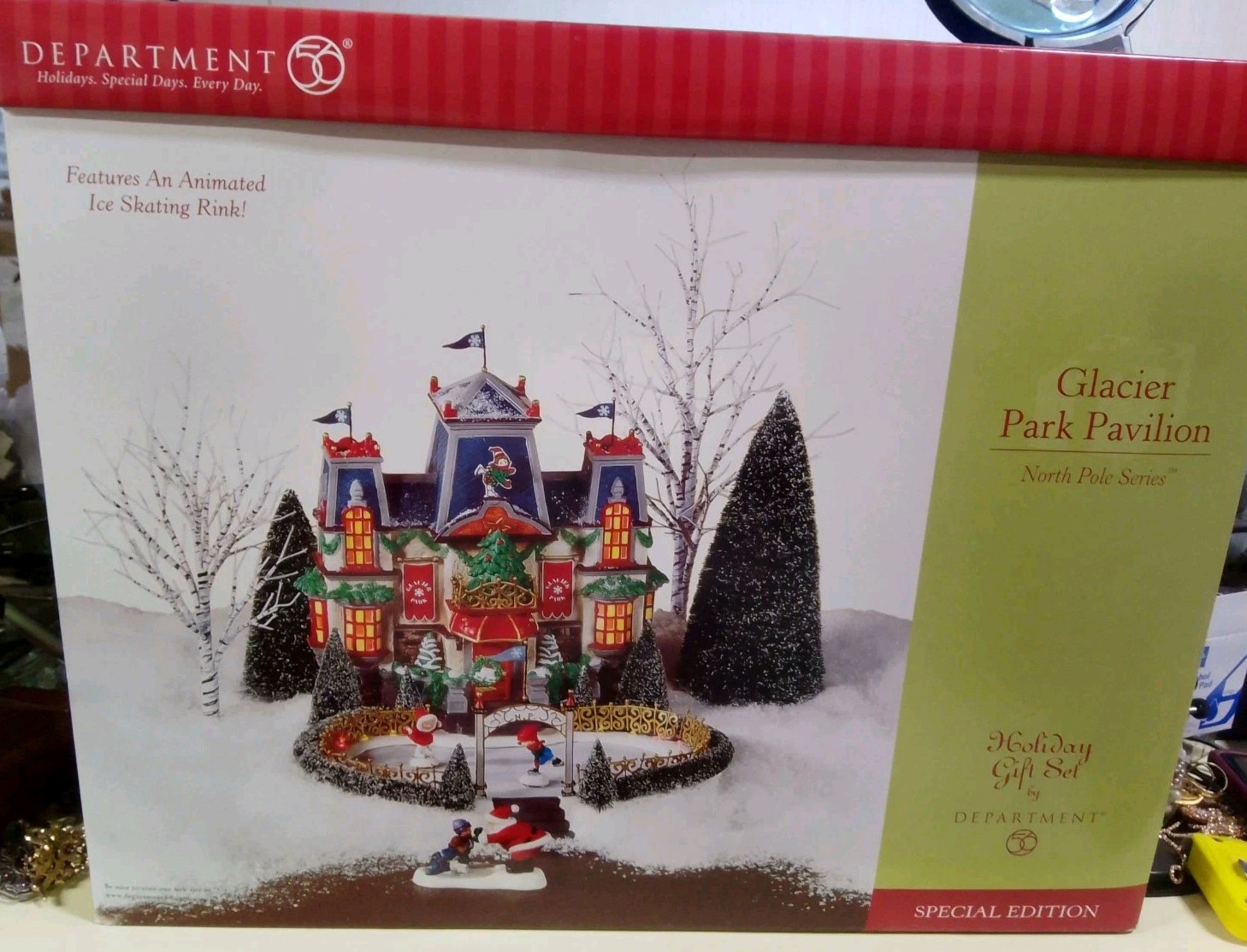 VTG Department 56 Village GLACIER PARK PAVILION North Pole Series IceRink NIB