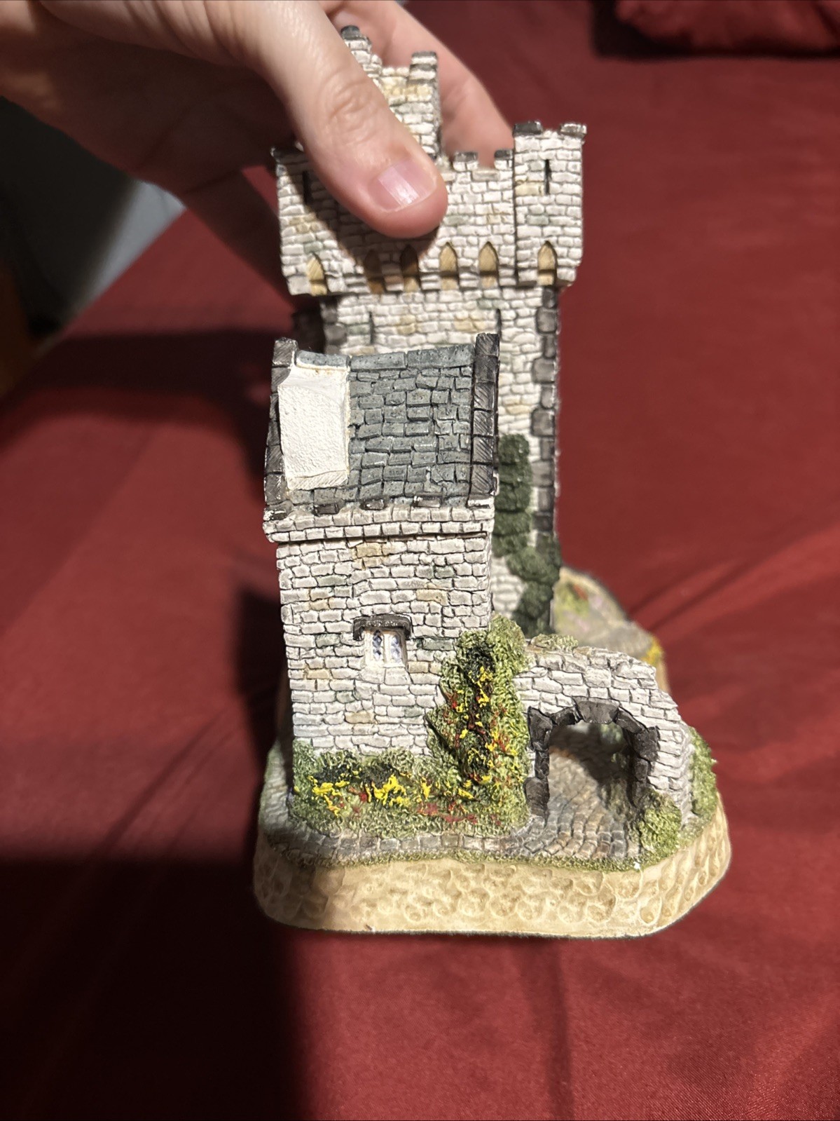 David Winter O’Donovan’s Castle 1992 The Irish Collection – Hand Made & Painted