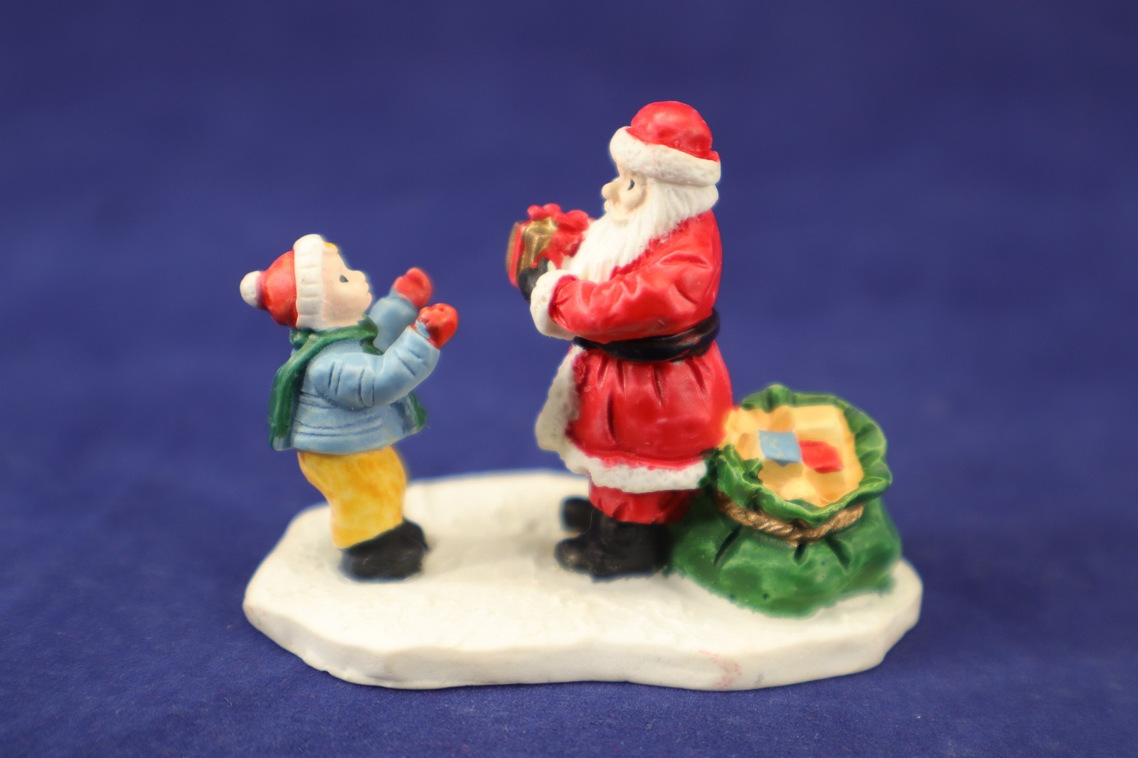 Miniature Christmas Village People set of 4 Porcelain Accessories 1.5″