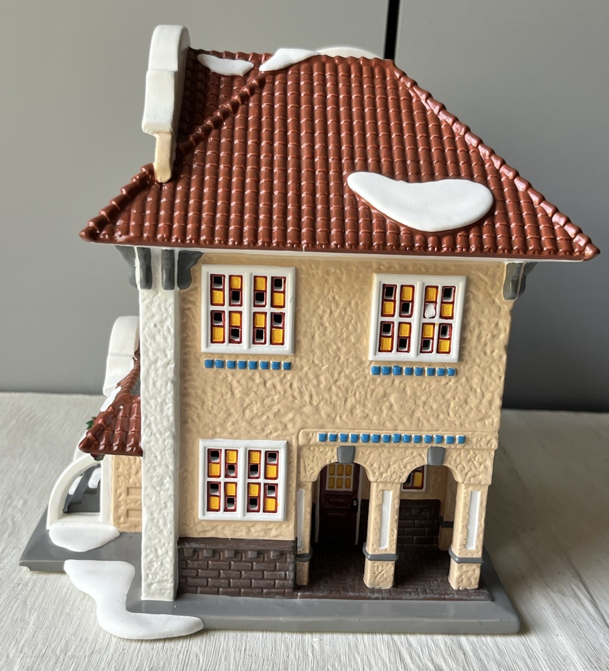 Dept 56 Mission Style House American Architecture Series #56.55332 Snow Village