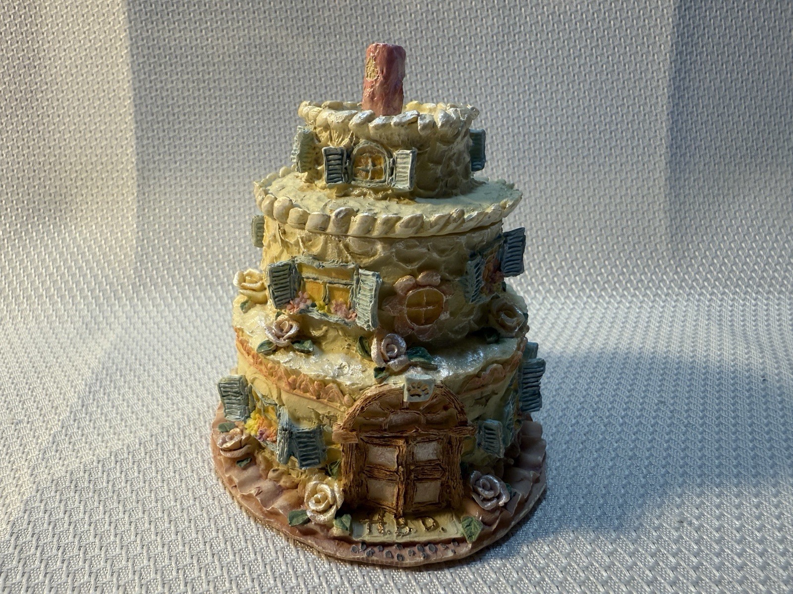 Boyds Bear Route 33 1/3 Baileys Frosted Cottage 2E Figurine Village 19900
