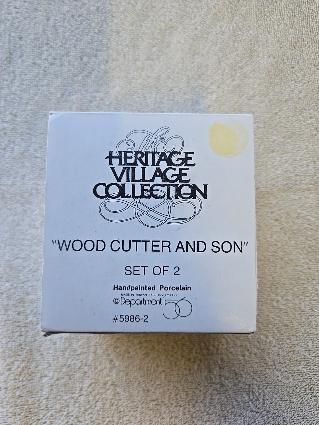 Dept 56 Heritage Village Wood Cutter and Son 5986-2 Retired Cristams NIB WS