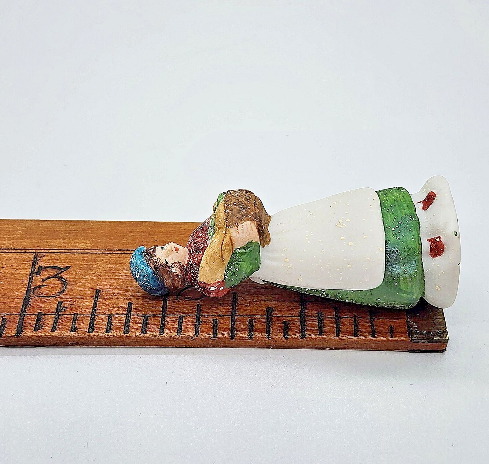 Dept 56 Village SHOPKEEPERS 59668 set of 4 handpainted porcelain retired Taiwan